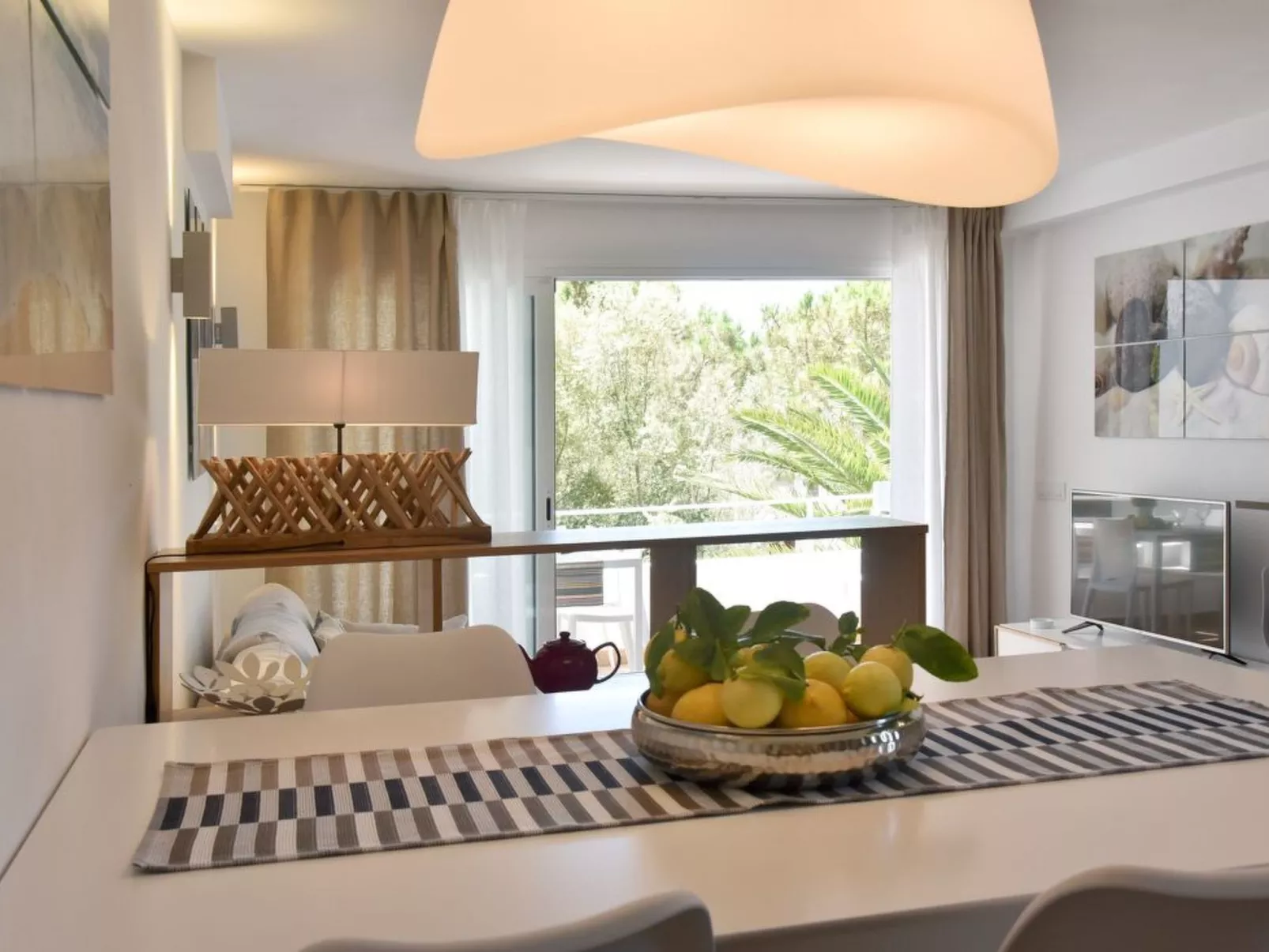 Neu renoviertes, modernes Apartment für 4 Personen, direkt an der Cala Ferrera - Drinnen
