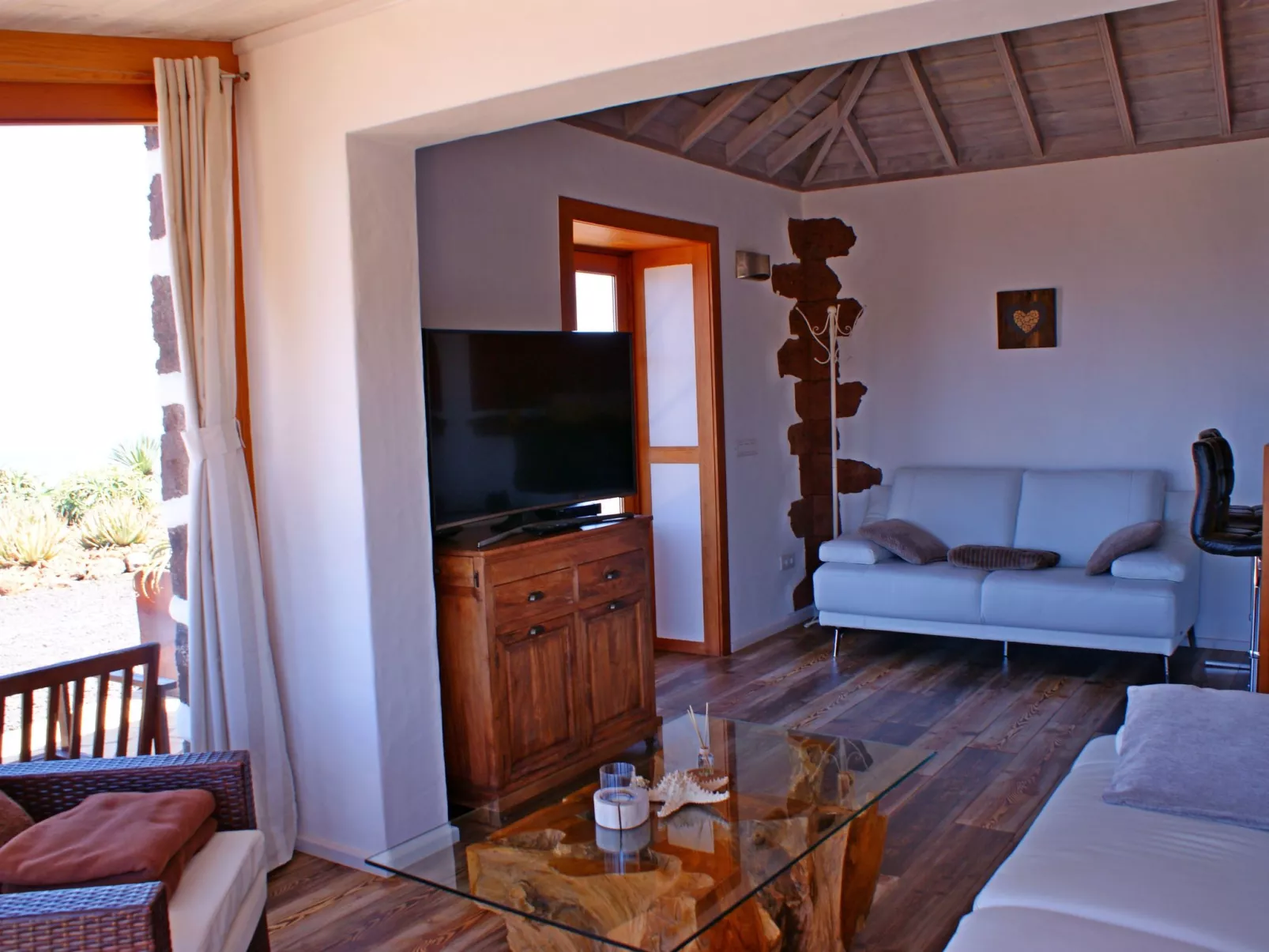 Romantische Ferienvilla mit Infinity-Pool und Panoramameerblick - Image-tags.info