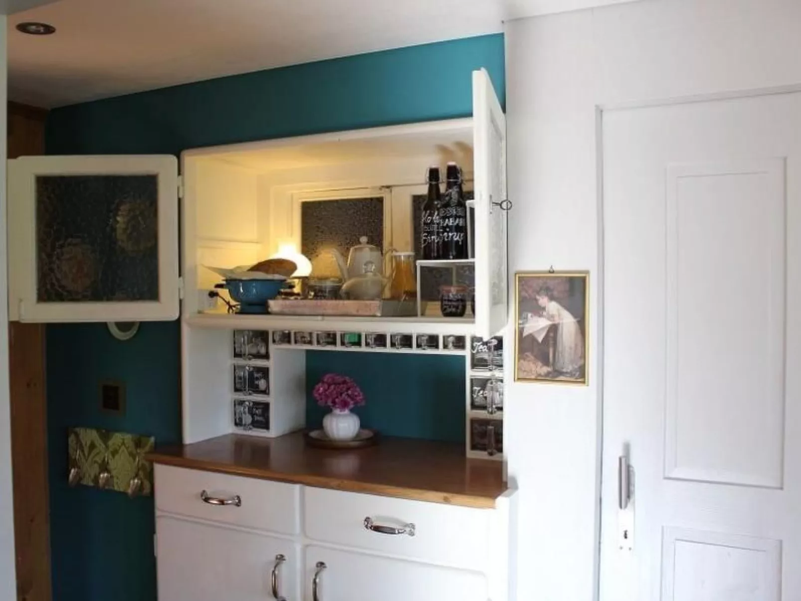 Verschlafen... in sanfte Hügel eingebettet. - Image-tags.info