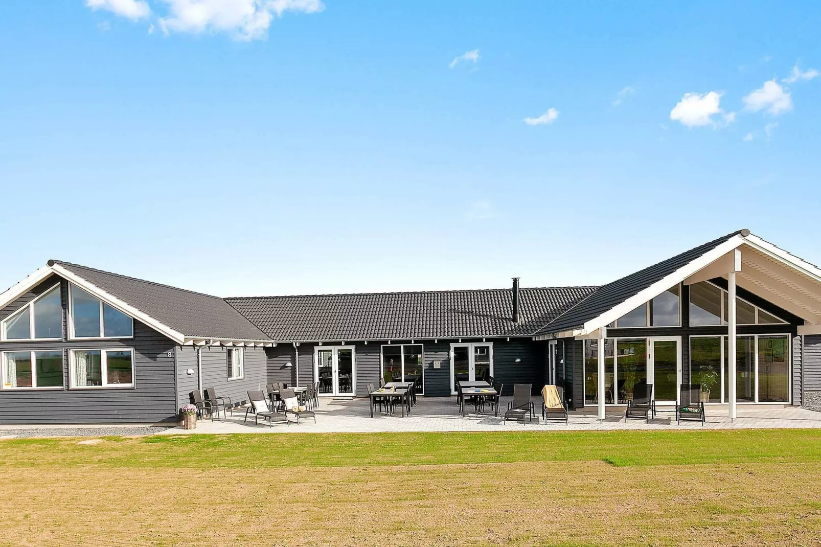 30 Personen Ferienhaus in Bogense