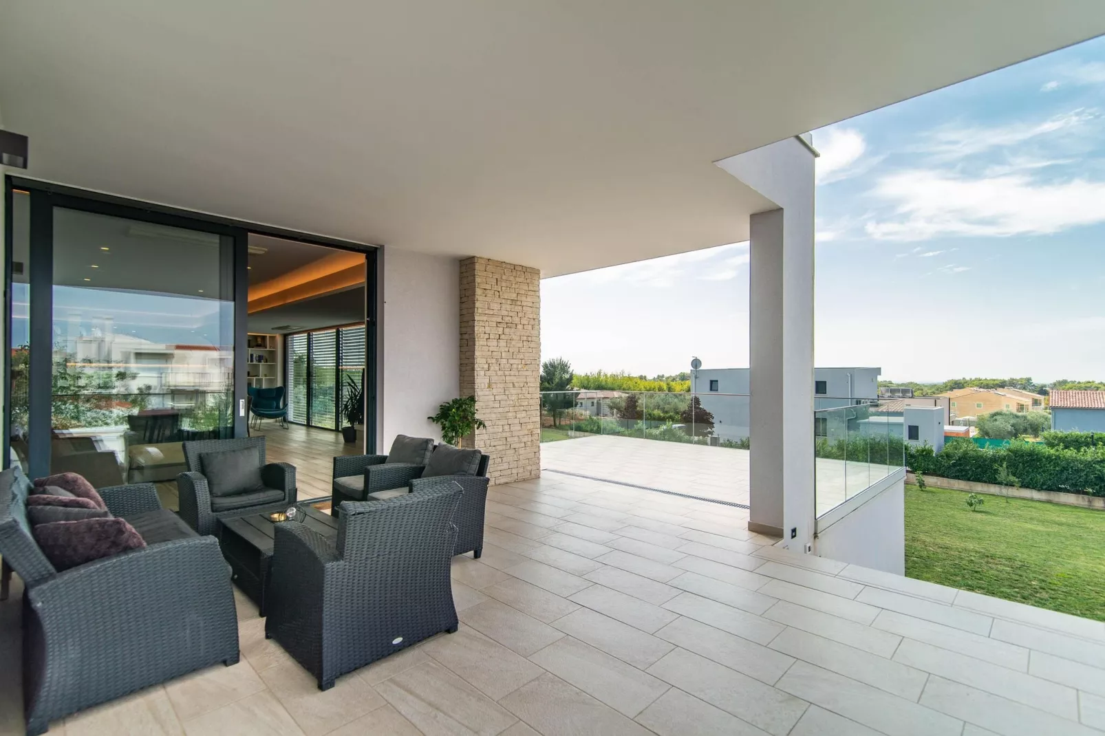 Villa Jacob-Terrace balcony