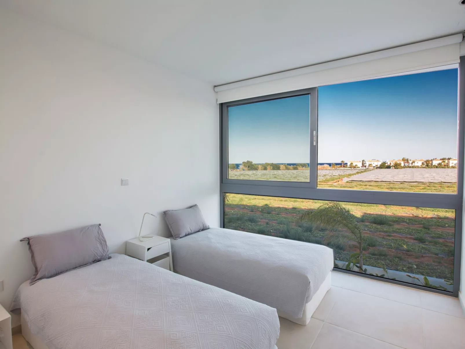 Neue, moderne 3-Schlafzimmer-Villa mit privatem Pool - Image-tags.info