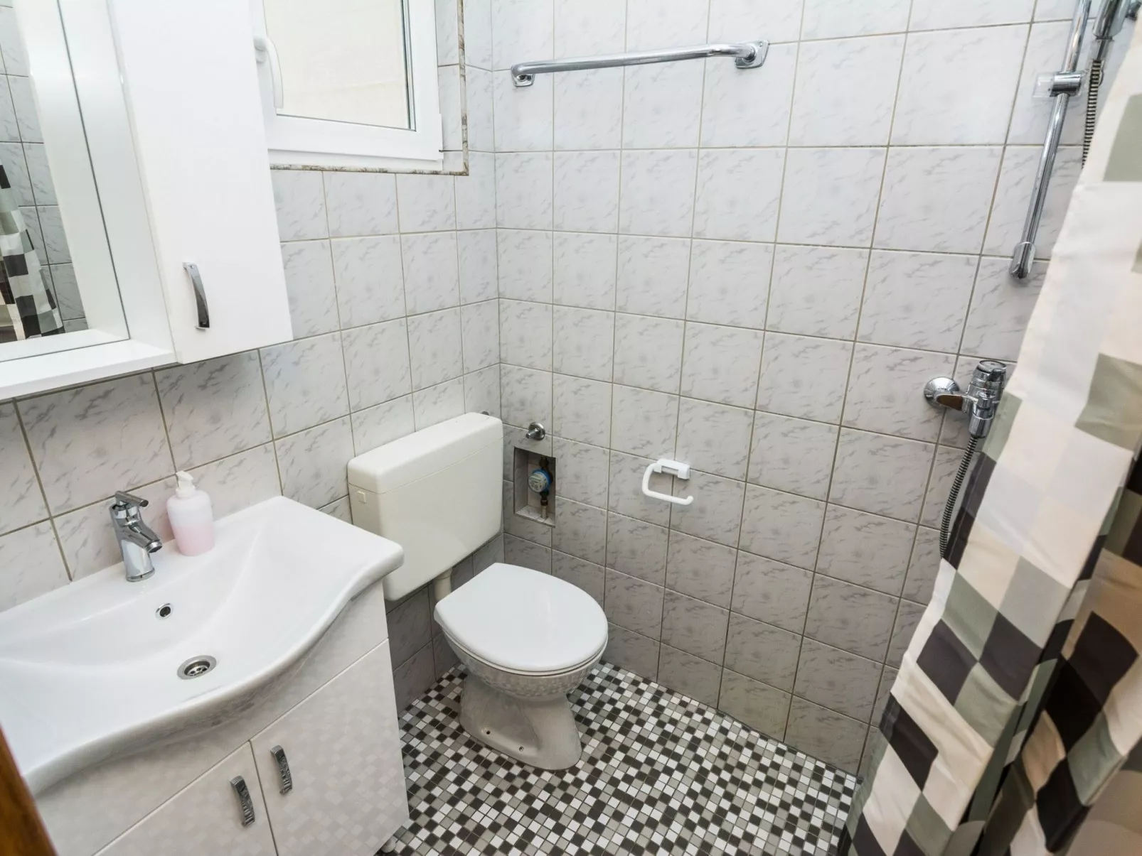 Apartment Skundric 5 - Image-tags.info