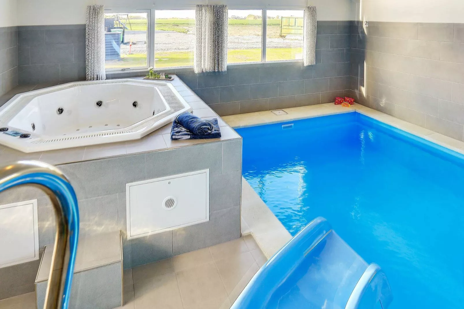 Luxury Retreat with Pool - By Traum Ferienwohnungen-Spa