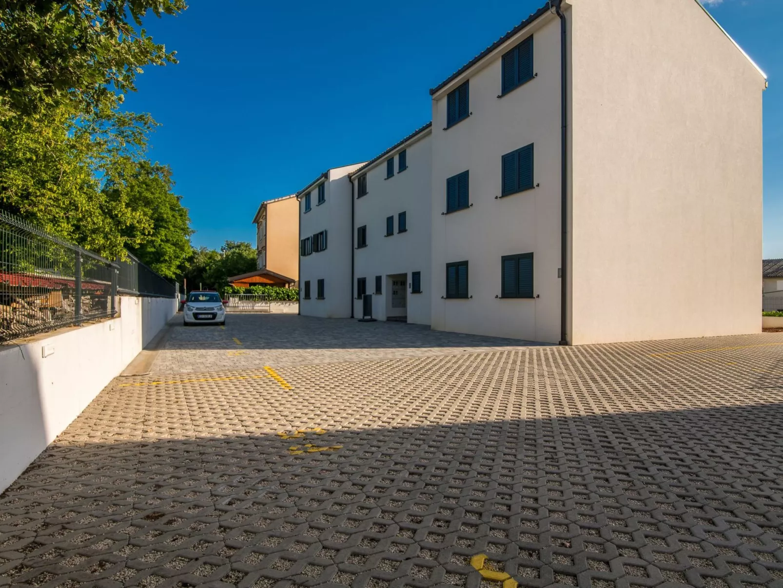 Martina 3 - Image-tags.info