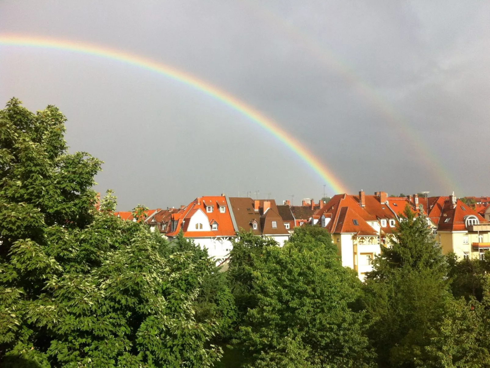 Stadtpark-Oase, ruhig, zentral, Balkon, Sauna - Image-tags.info