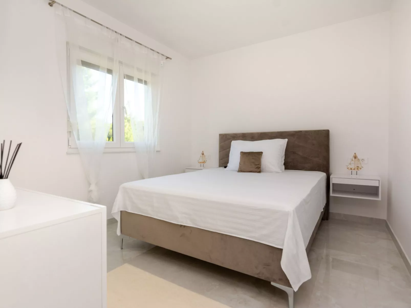 Apartment Beric - Image-tags.info