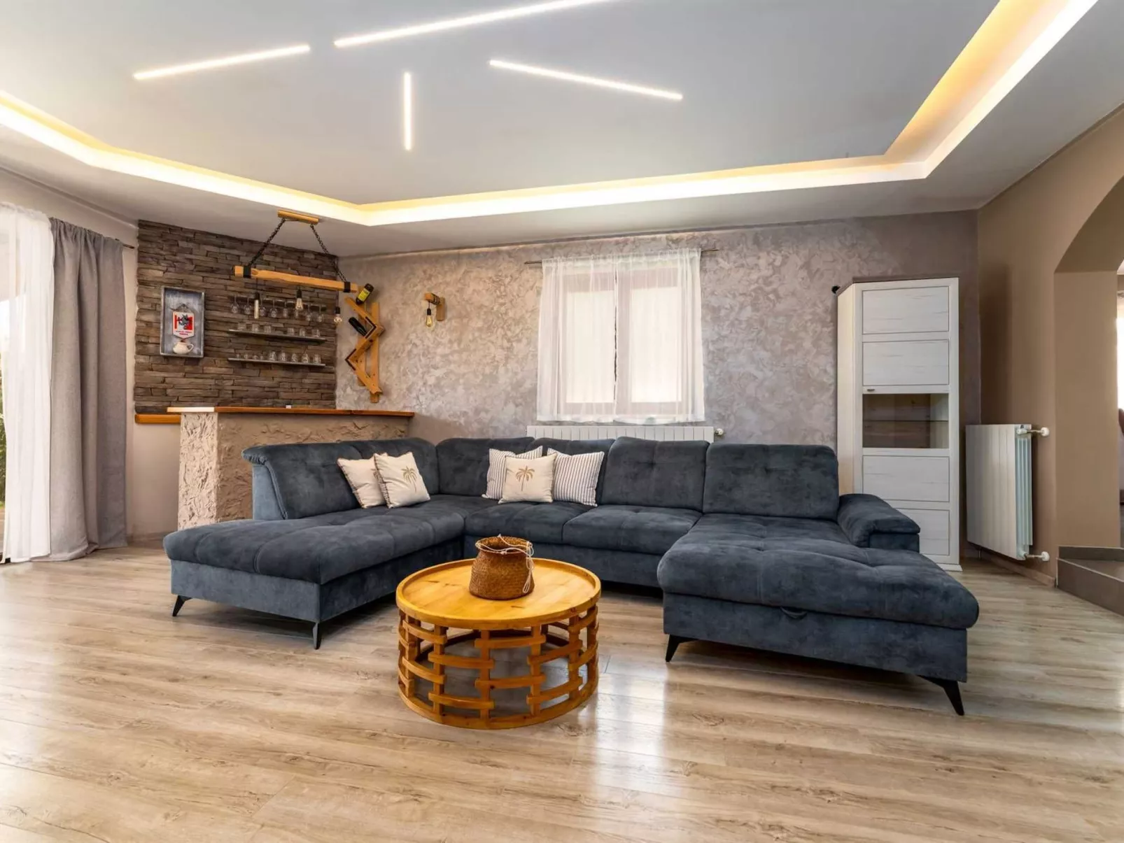 Ferienvilla mit Pool, ruhige Aria - Image-tags.info