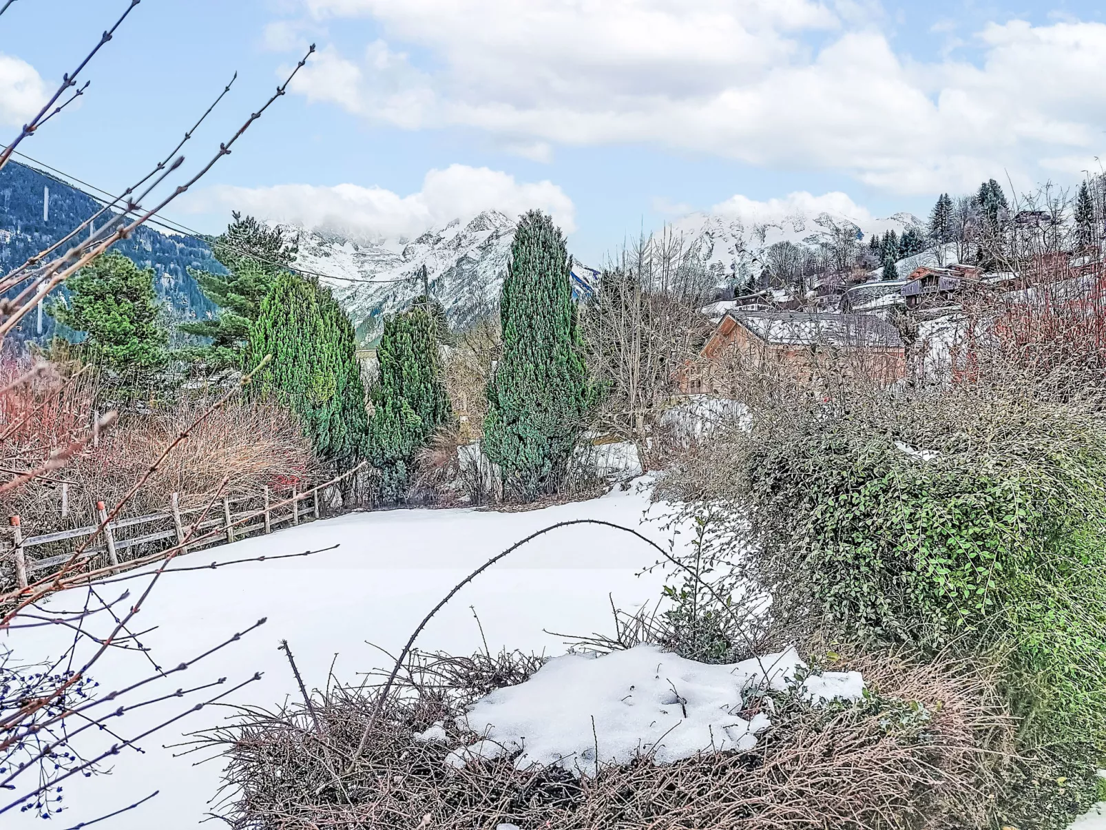 Vent d'Est - Outside