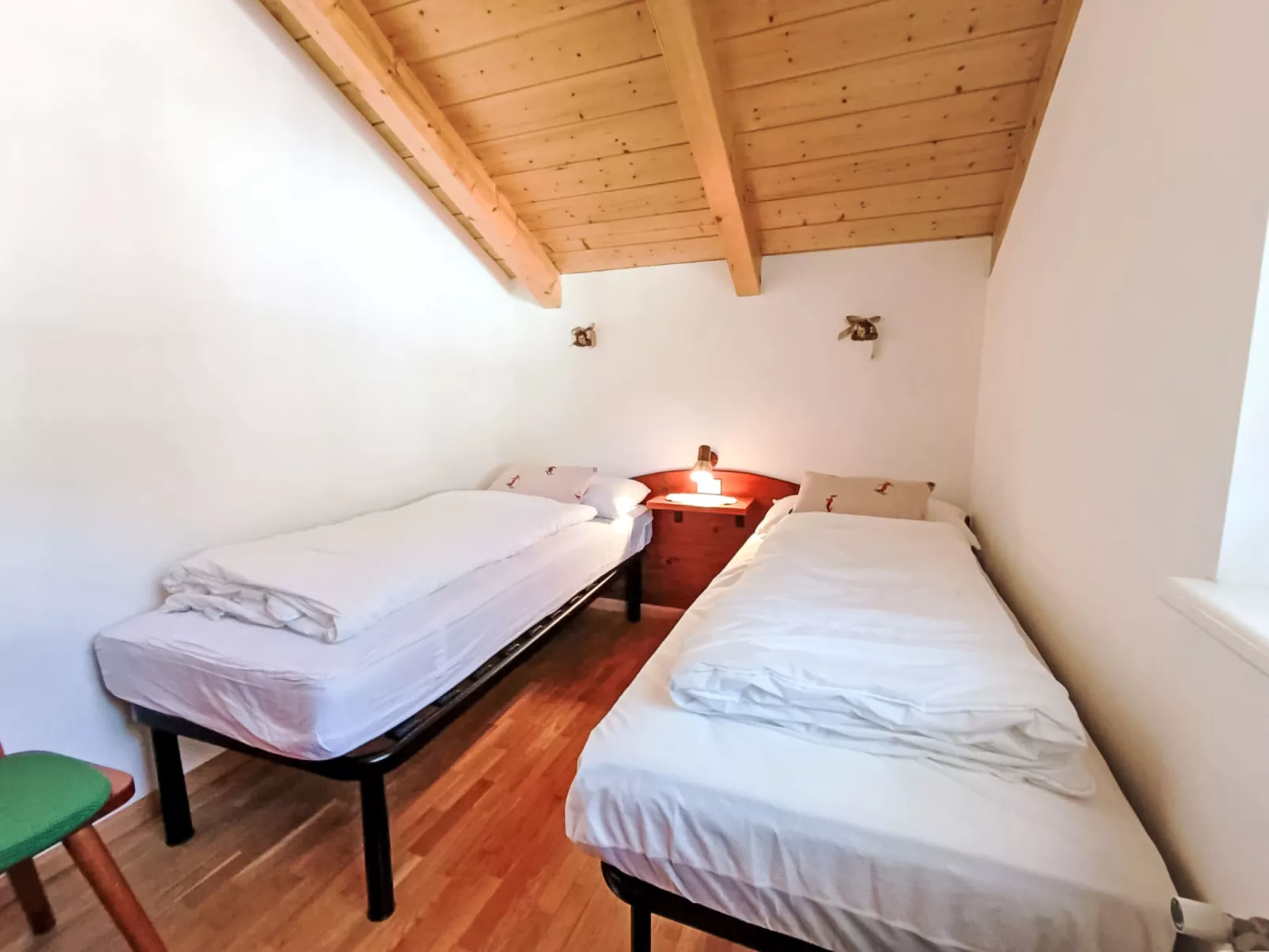 Cesa sot Larsec - Inside