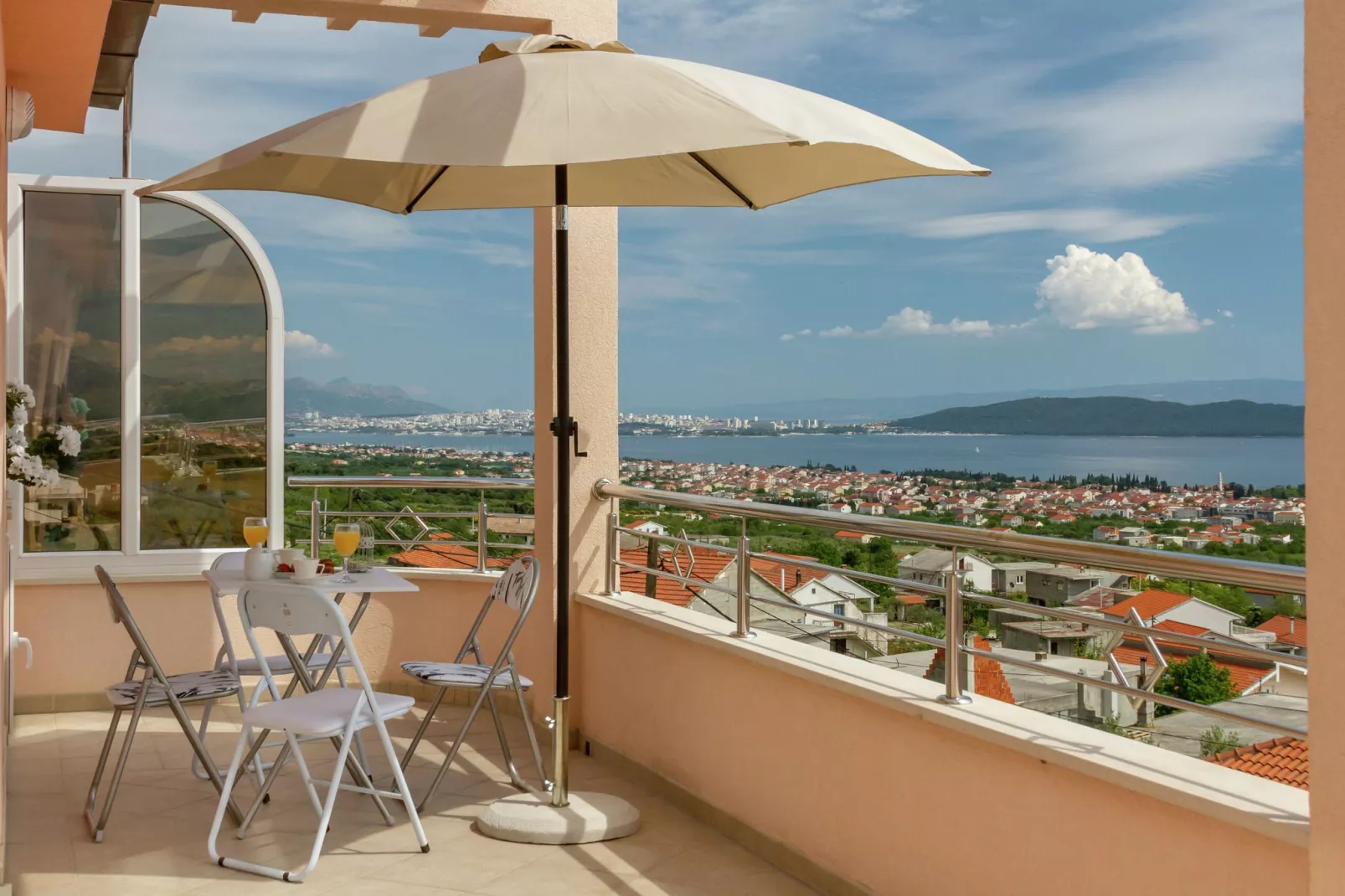 Panorama Apartment-Terrace balcony