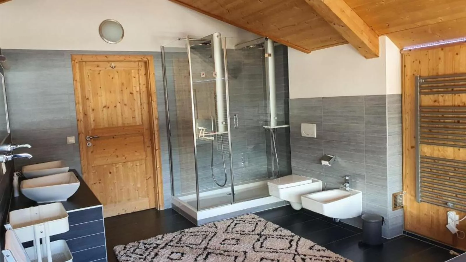 Tauern Lodge - Badezimmer