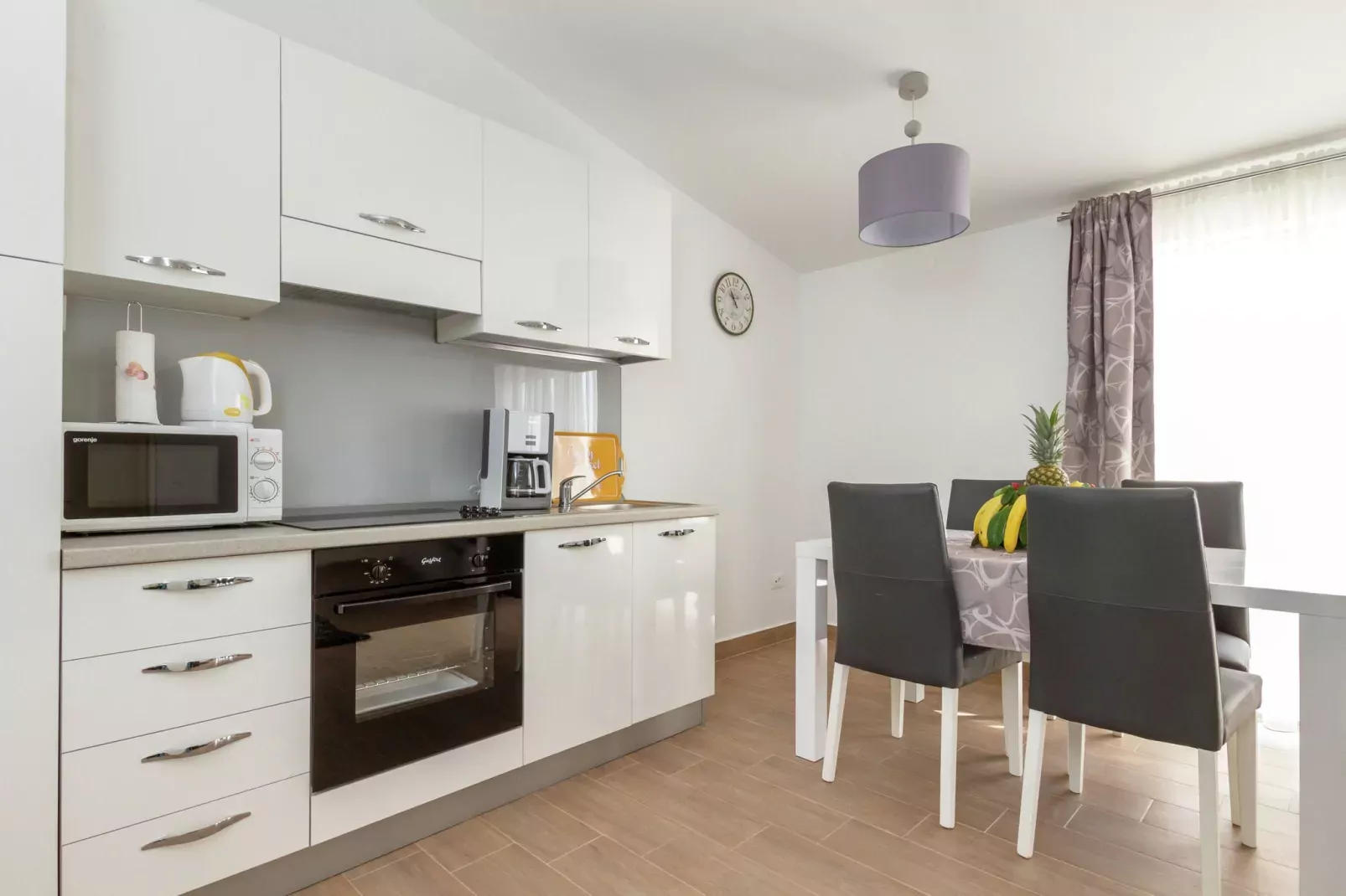 Panorama Apartment-Kitchen