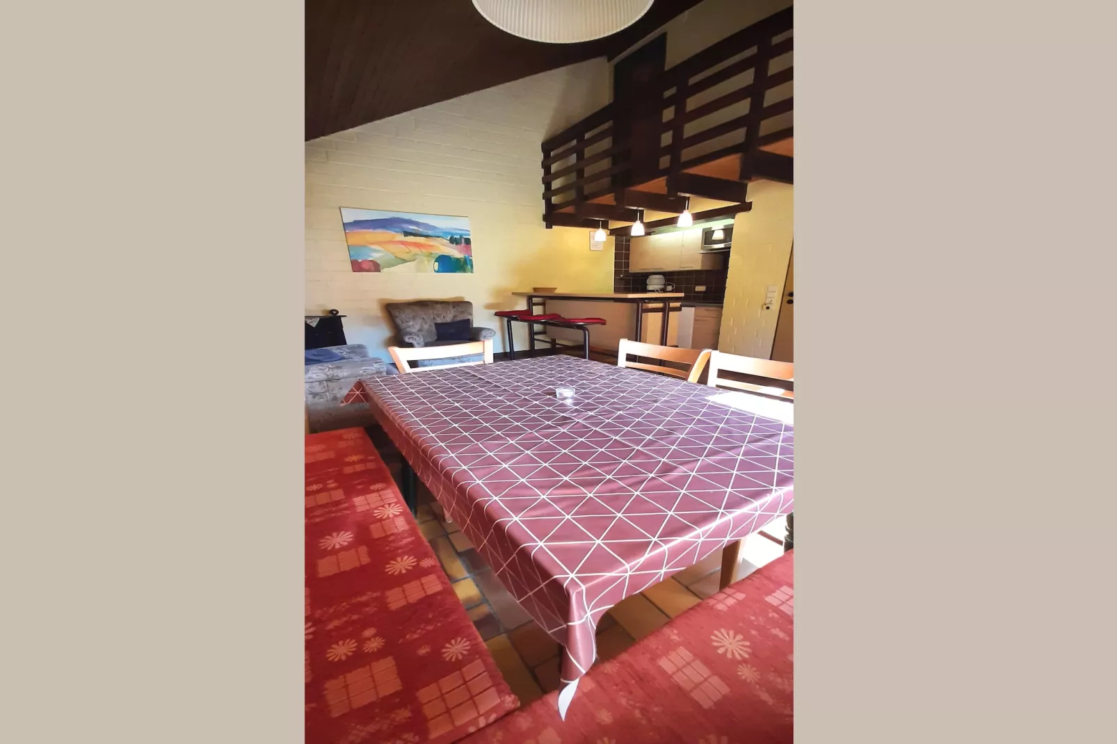 Biberbau-Dining room