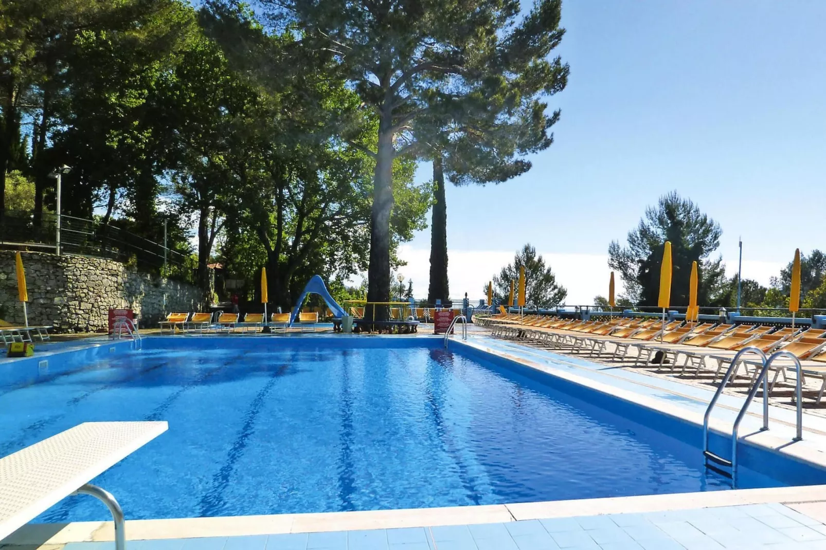 Ferienresort C'era Una Volta Villanova d'Albengo - Type MH C 2 Pax ca 34 qm - Schwimmbad