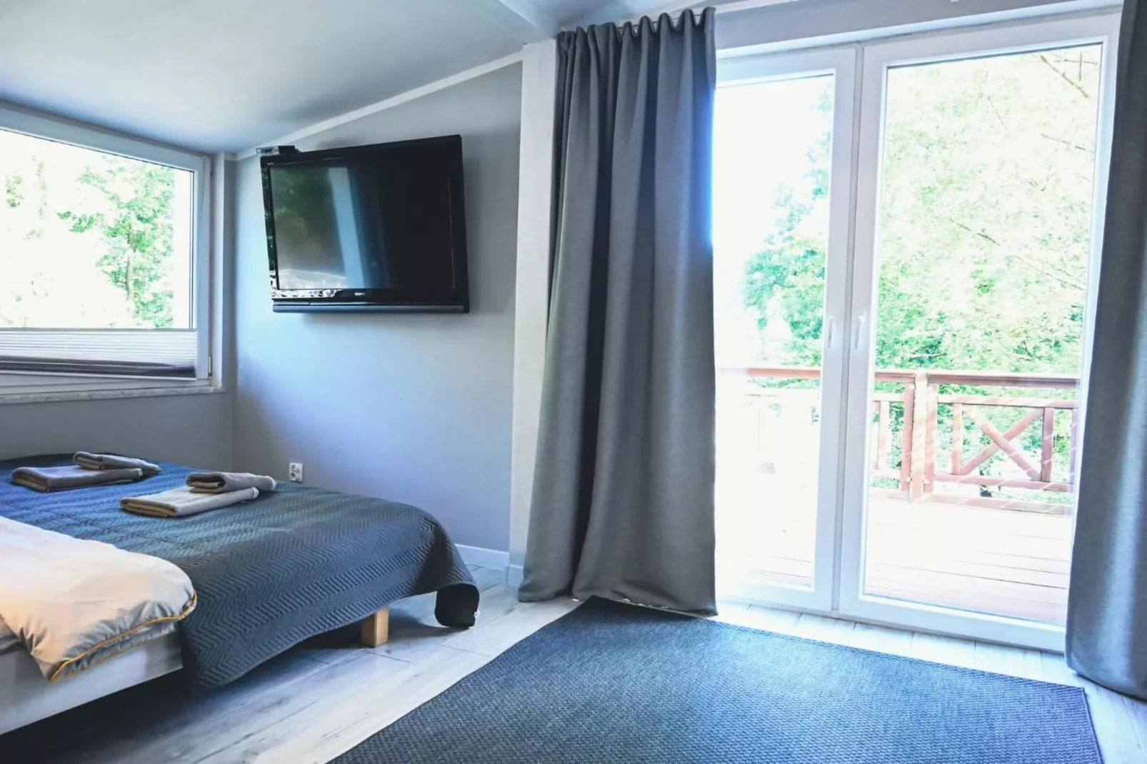 Dom w Starych Czaplach z domkiem na drzewie-Bedroom