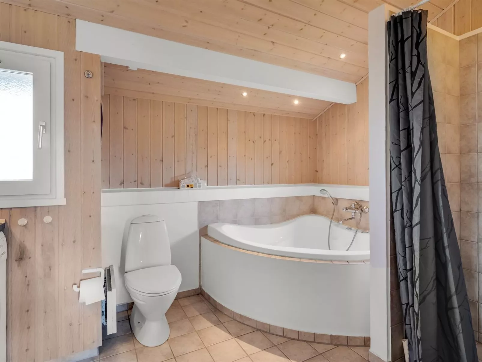 "Katla" - 400m from the sea - Inside