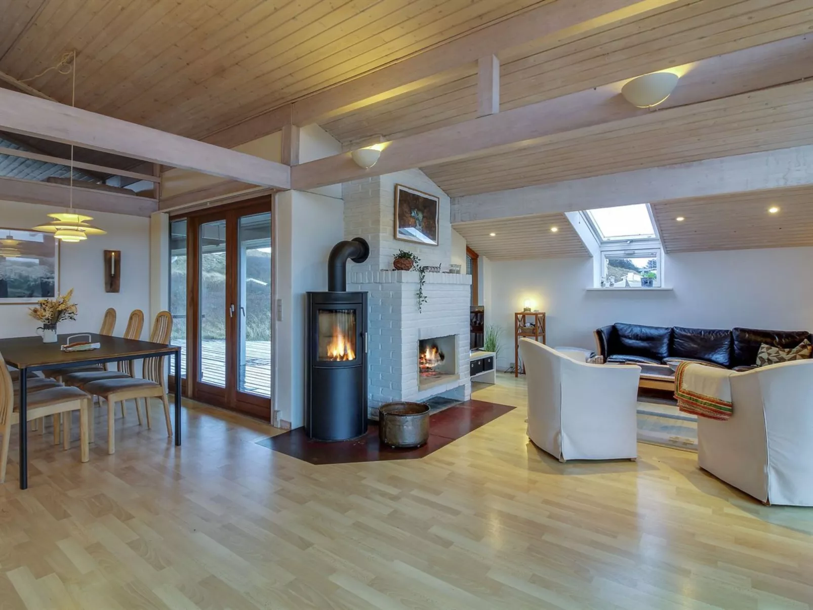 "Essie" - 250m from the sea - Drinnen