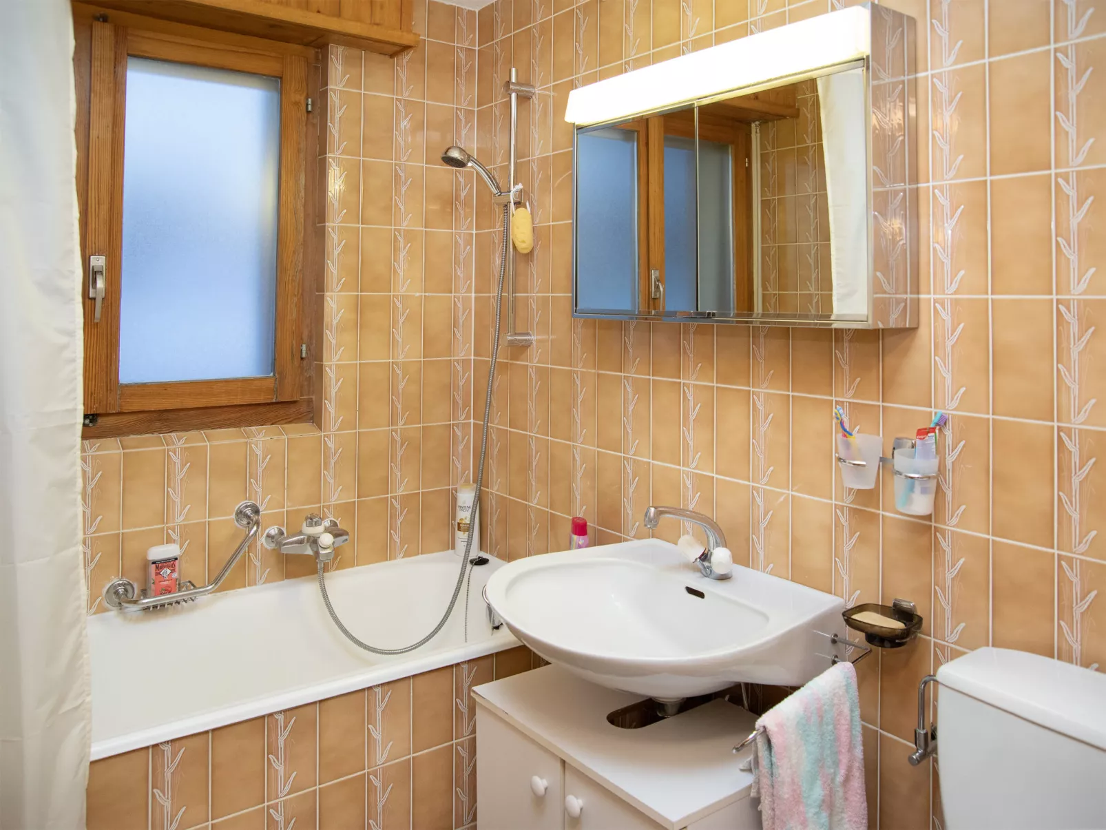 Beau Site No 21 - Inside