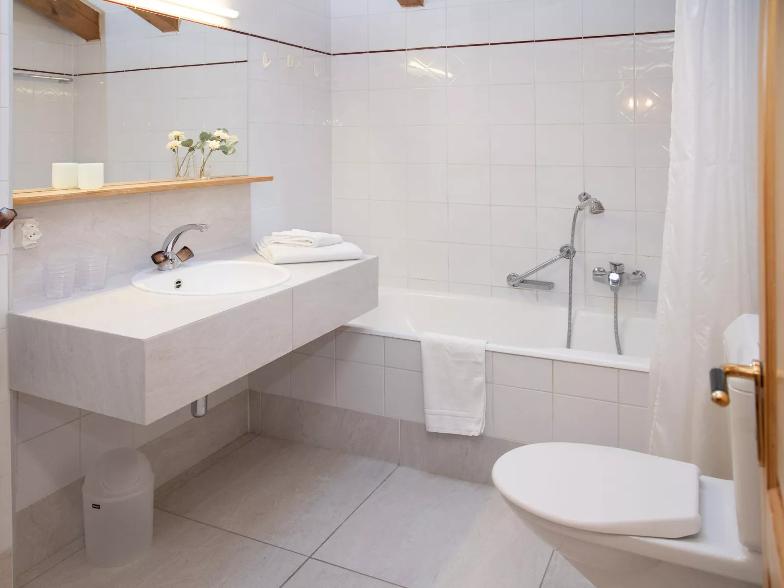 Pinot Gris combles-Inside