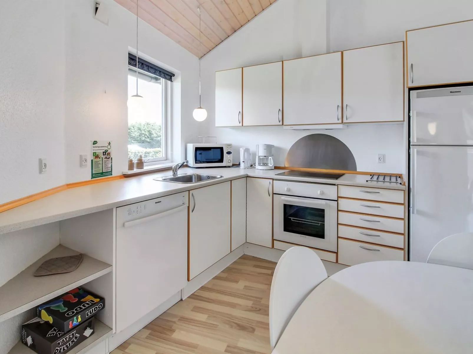 "Jani" - 25km from the sea-Drinnen