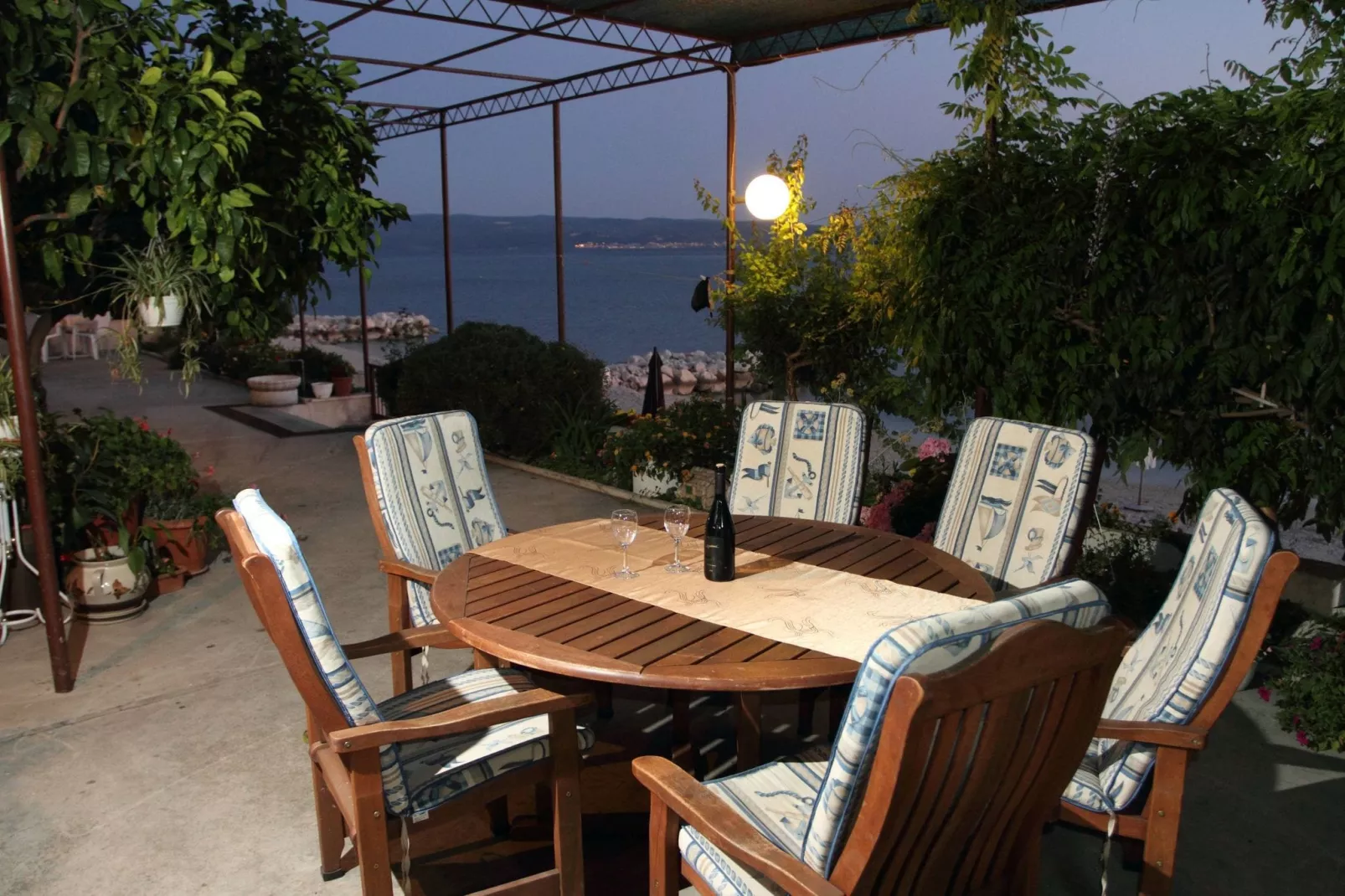 Luxury beach apartment-Exterior summer