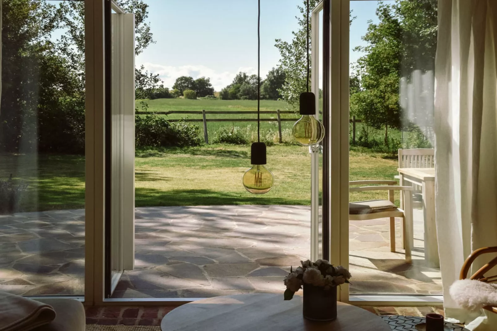 227168-Terrace balcony