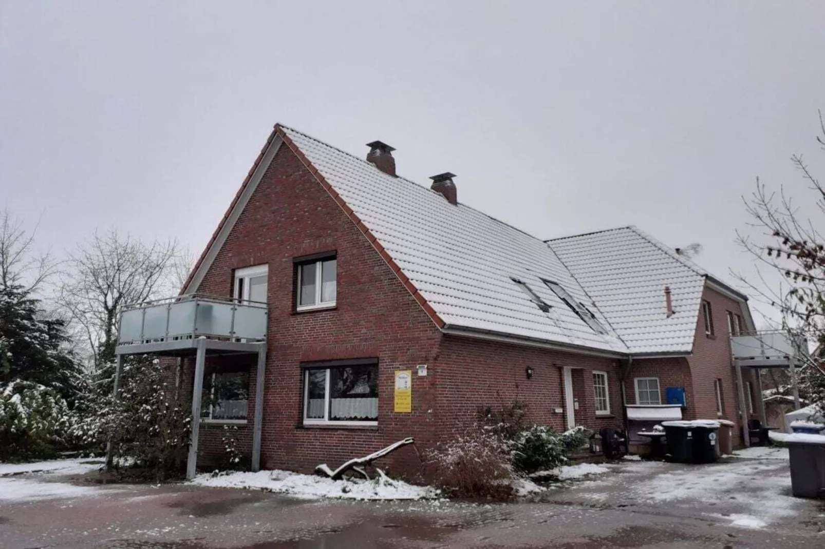 232771-Exterior in winter