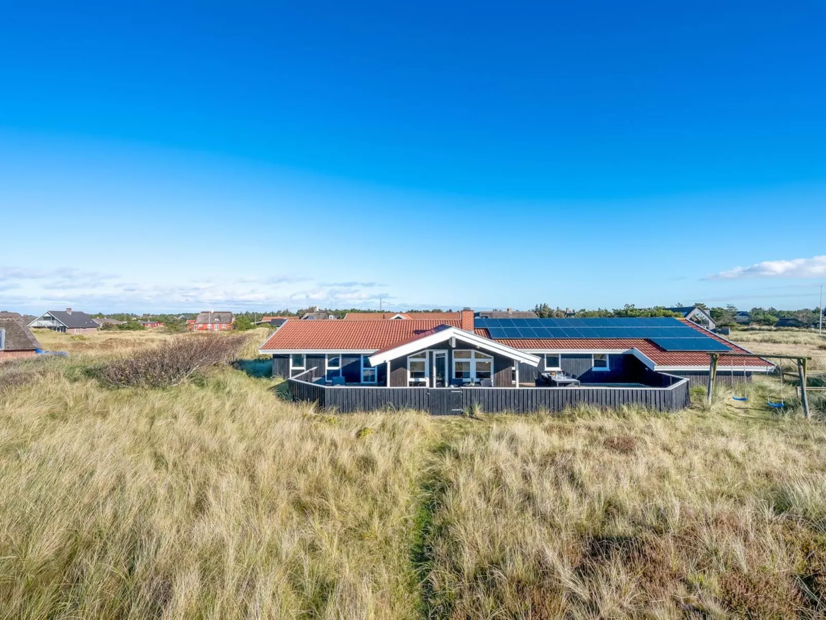 "Jaana" - 10m from the sea - Outside