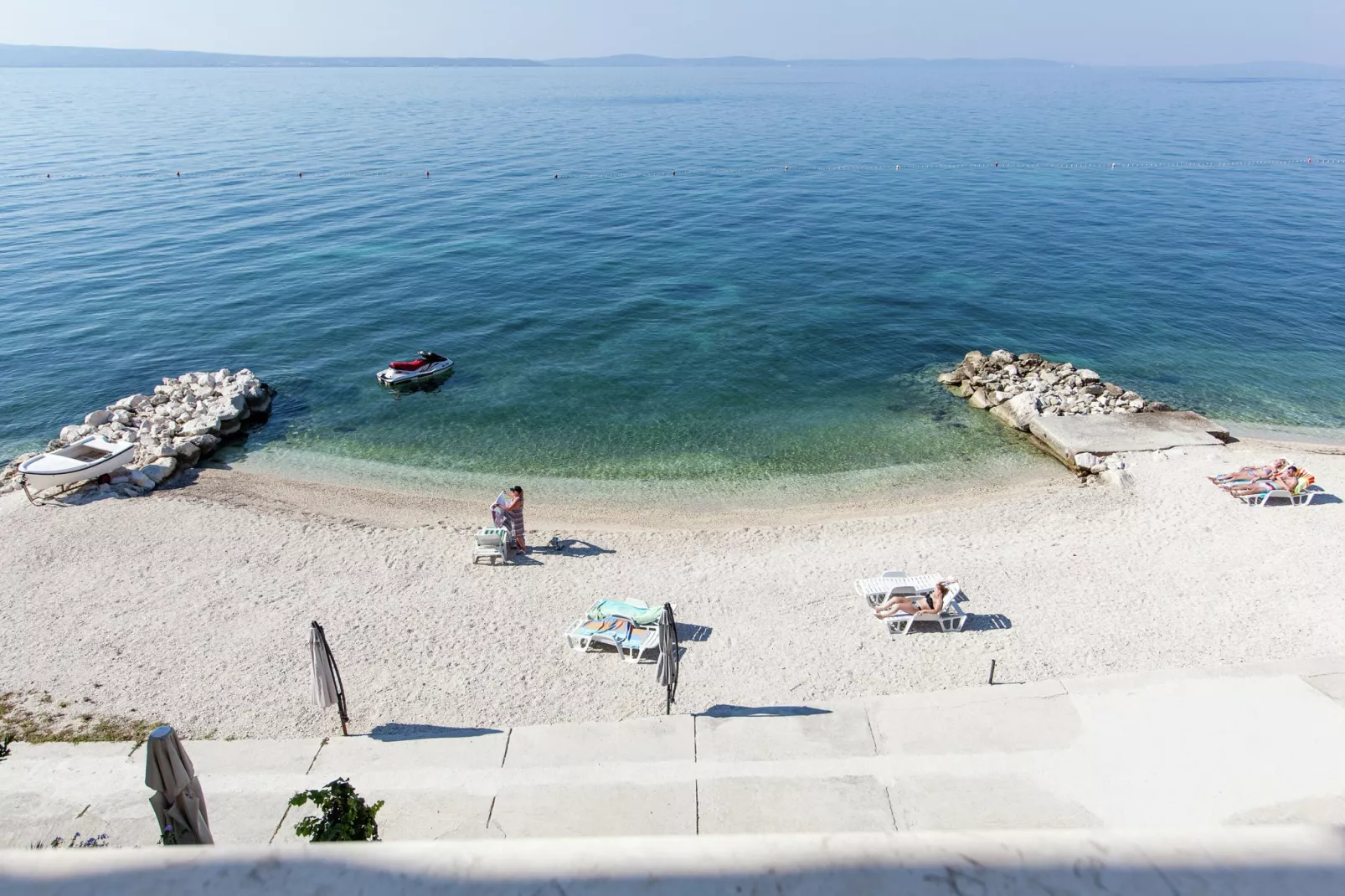 Luxury beach apartment-View summer