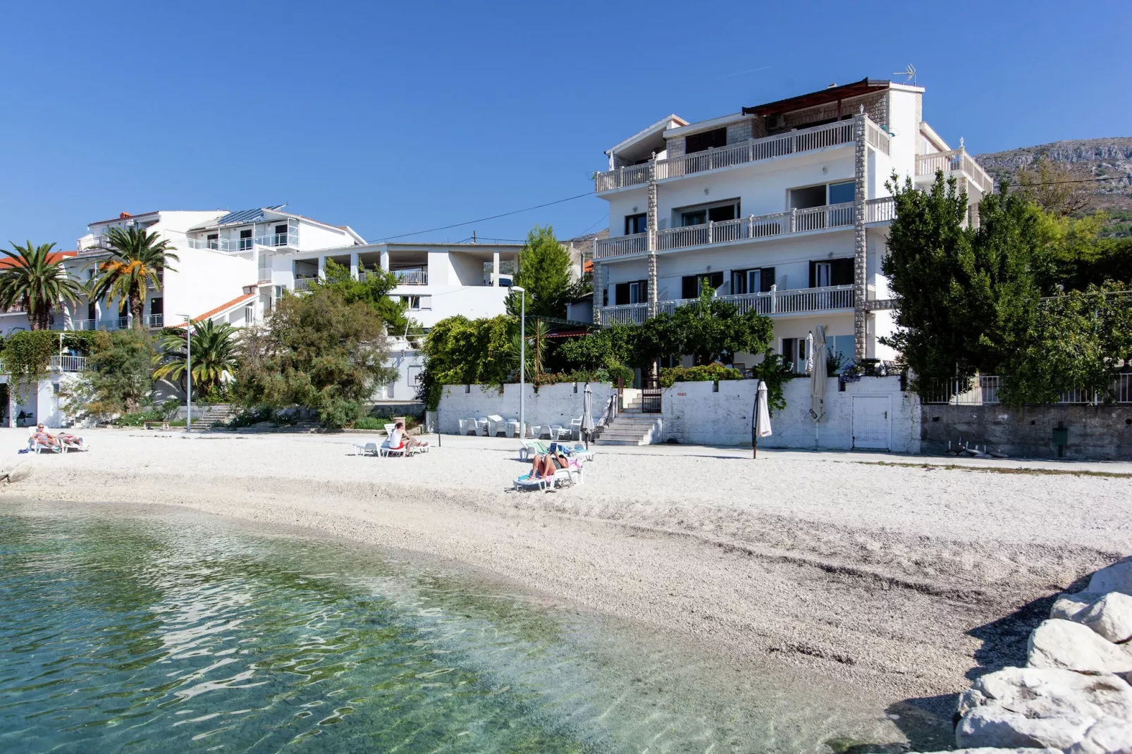 Luxury beach apartment-Areas summer 1km