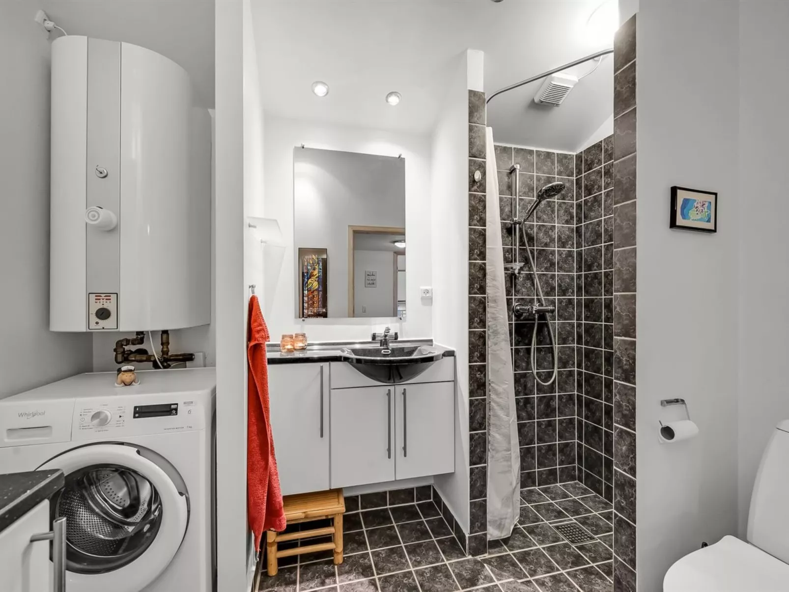 "Binta" - 300m to the fjord - Dedans