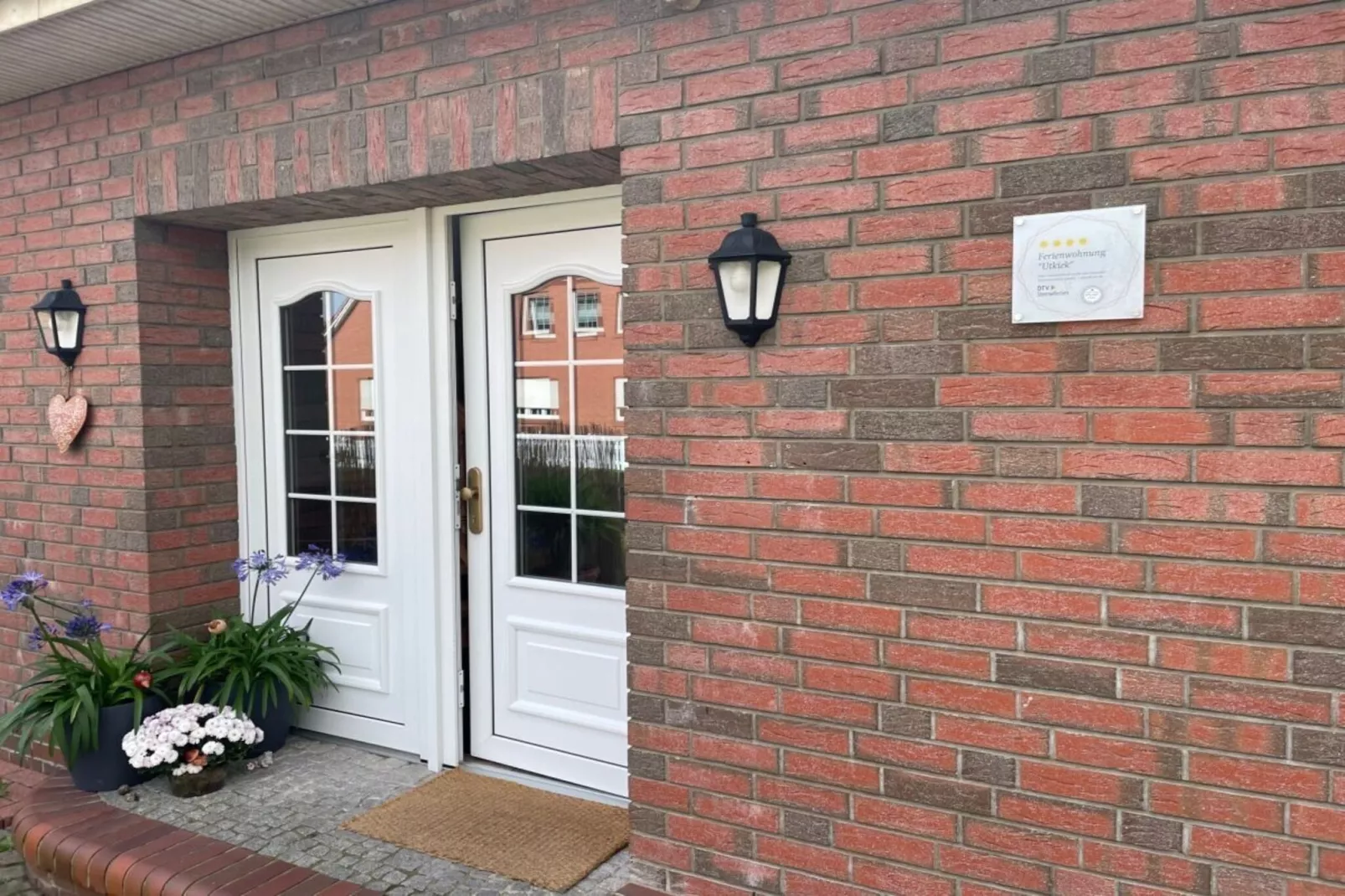 515868 - Hall & reception