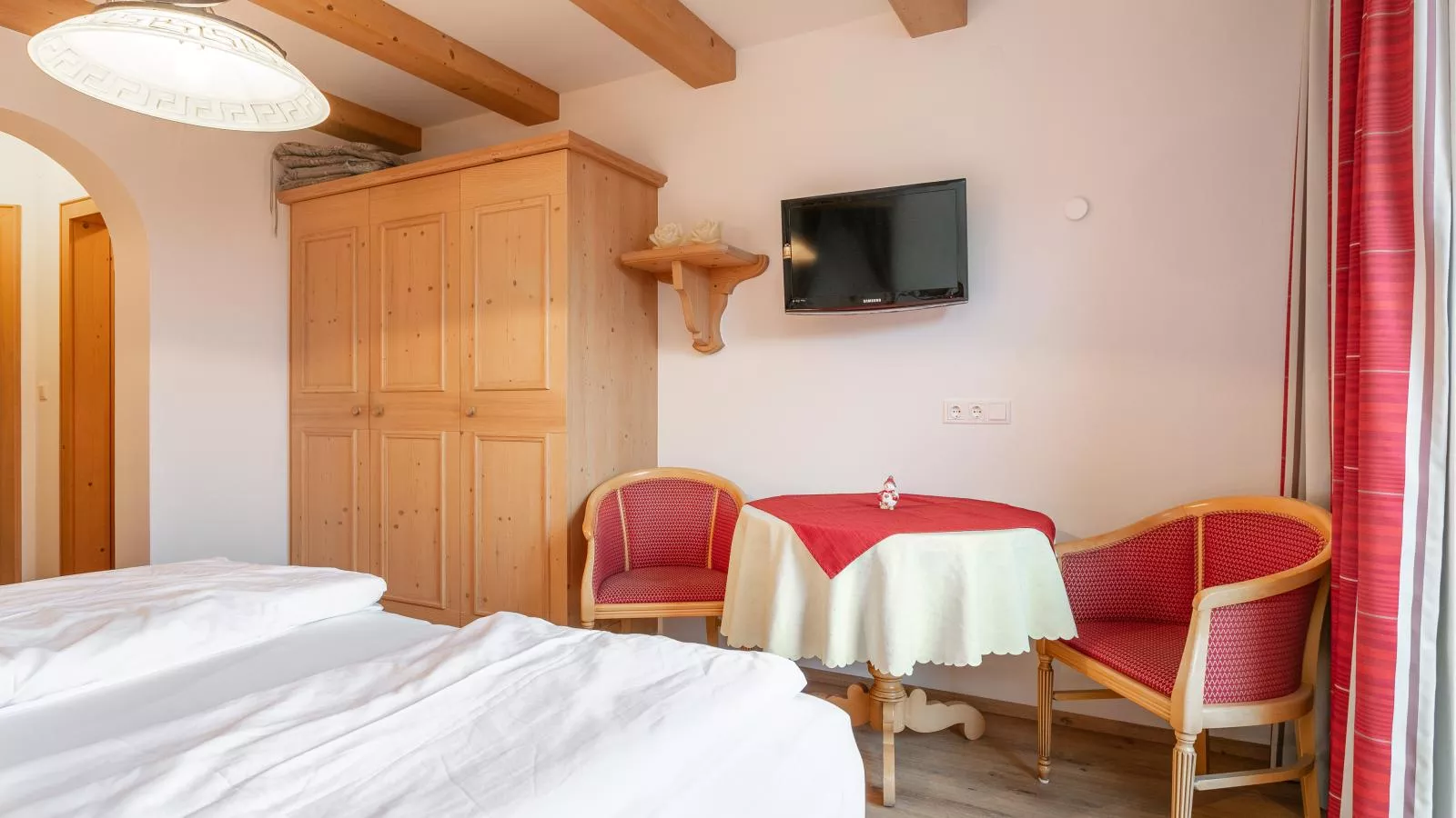 Landhaus Marchfeld Top 1  Top 2 Top 3 - Bedroom