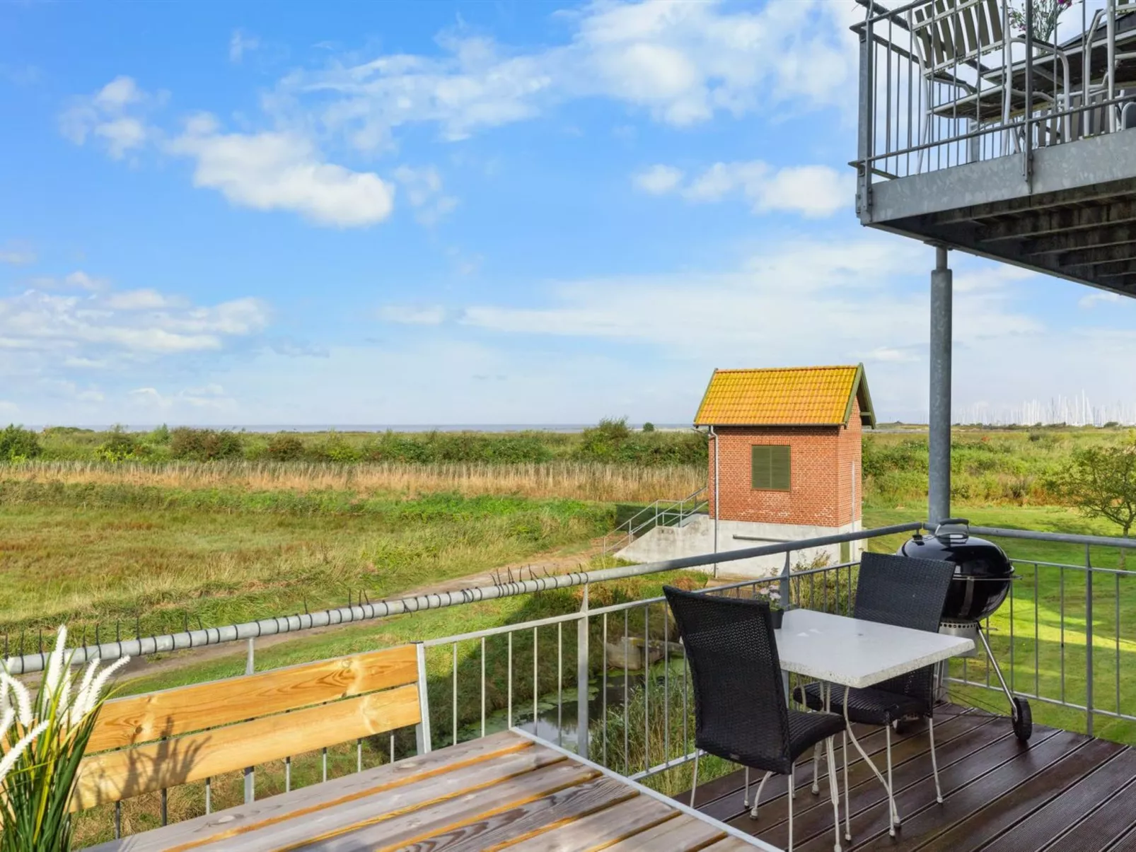 "Alitta" - 240m from the sea-Outside