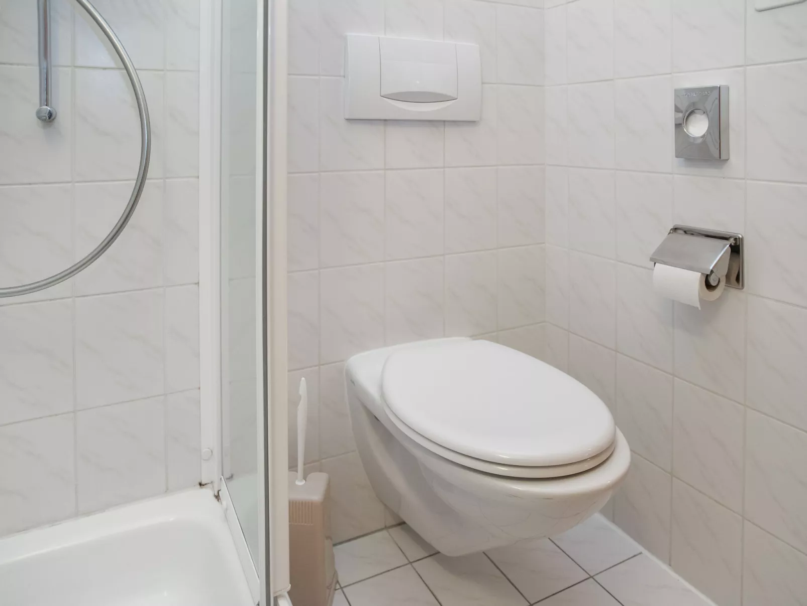 Eaux-Vives 205-Inside