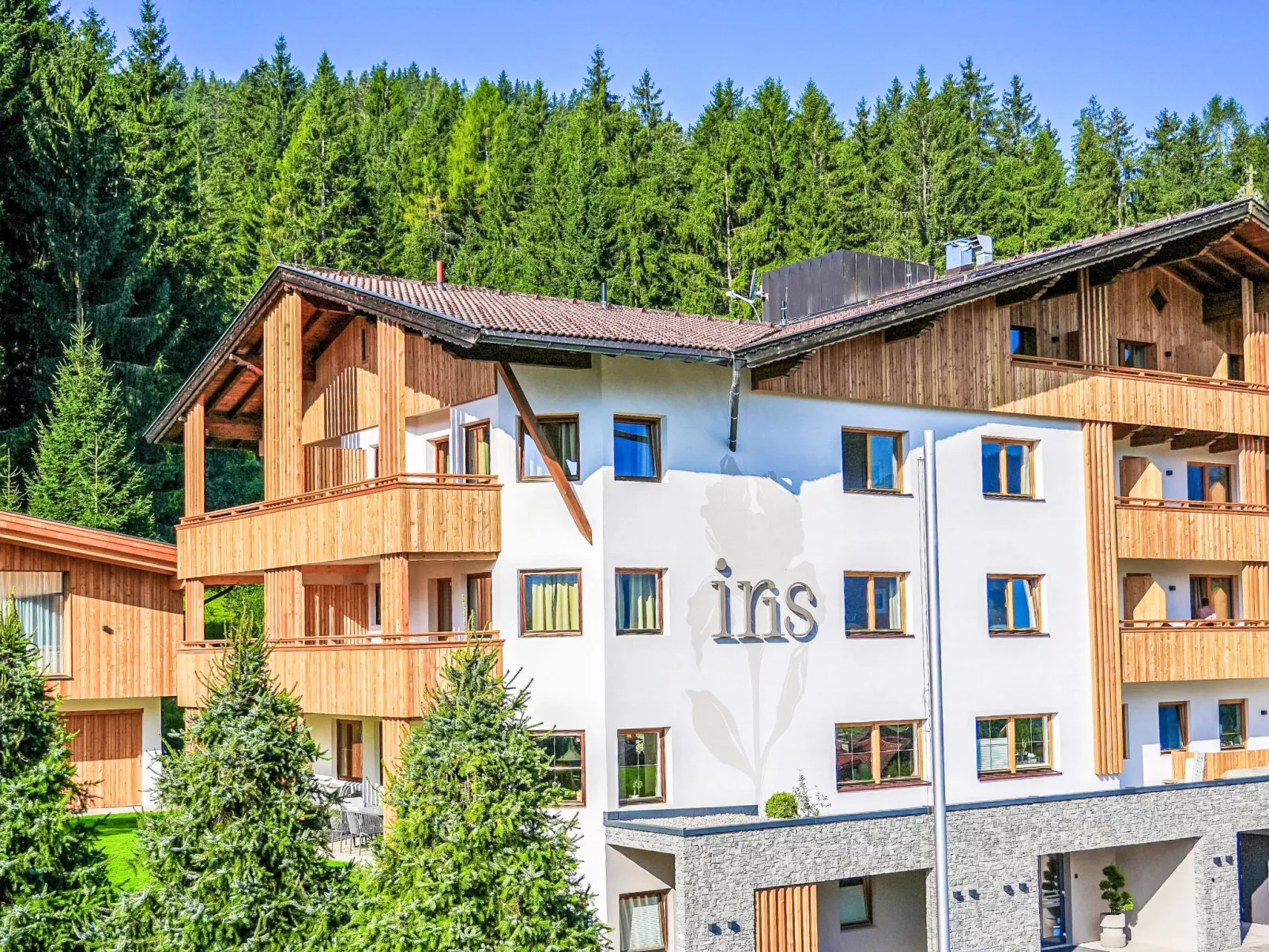 Aparthotel Iris-Dehors