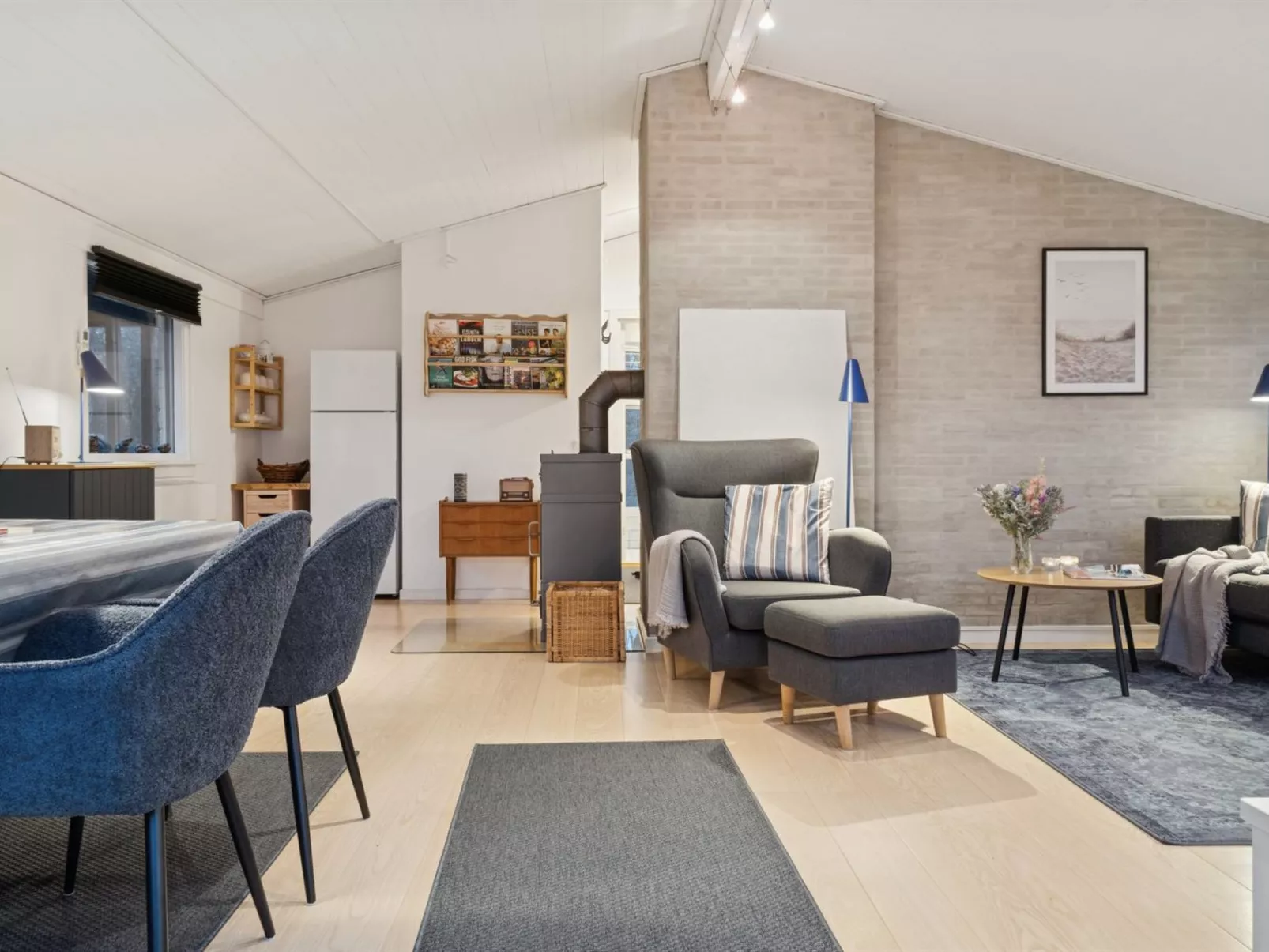 "Ordan" - 140m to the fjord-Inside