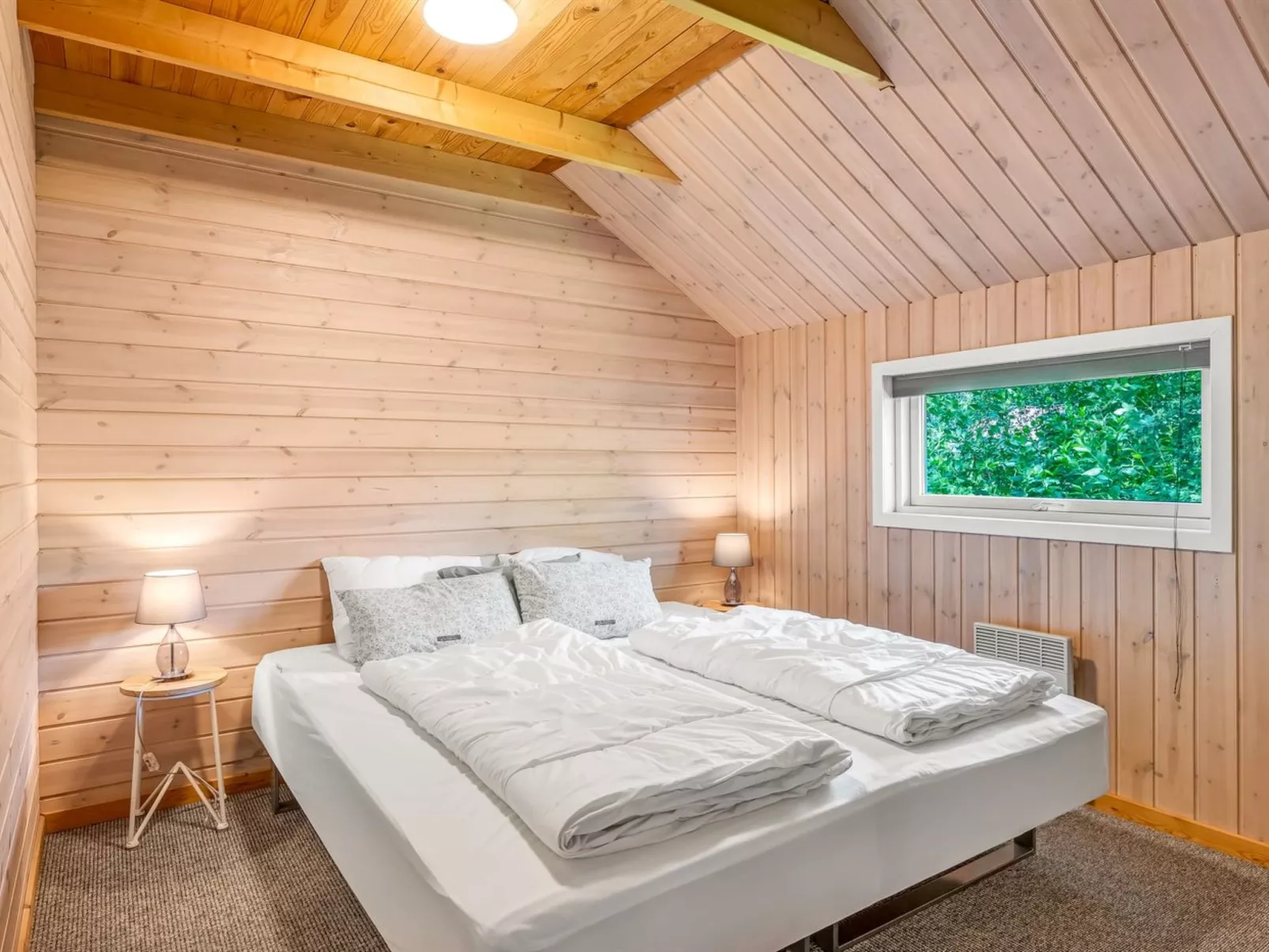 "Iorund" - 10km from the sea-Dedans