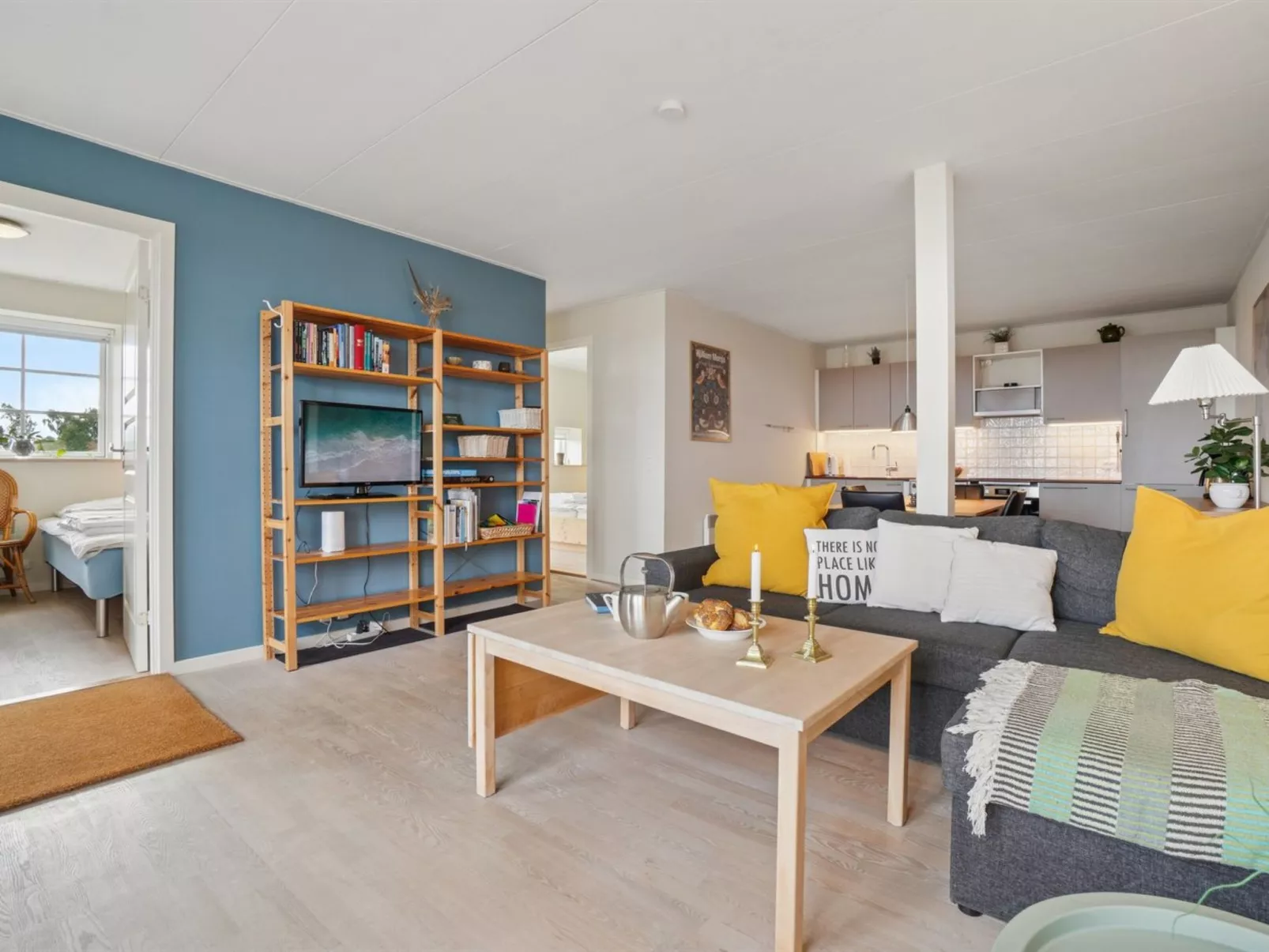 "Rafn" - 400m from the sea - Drinnen