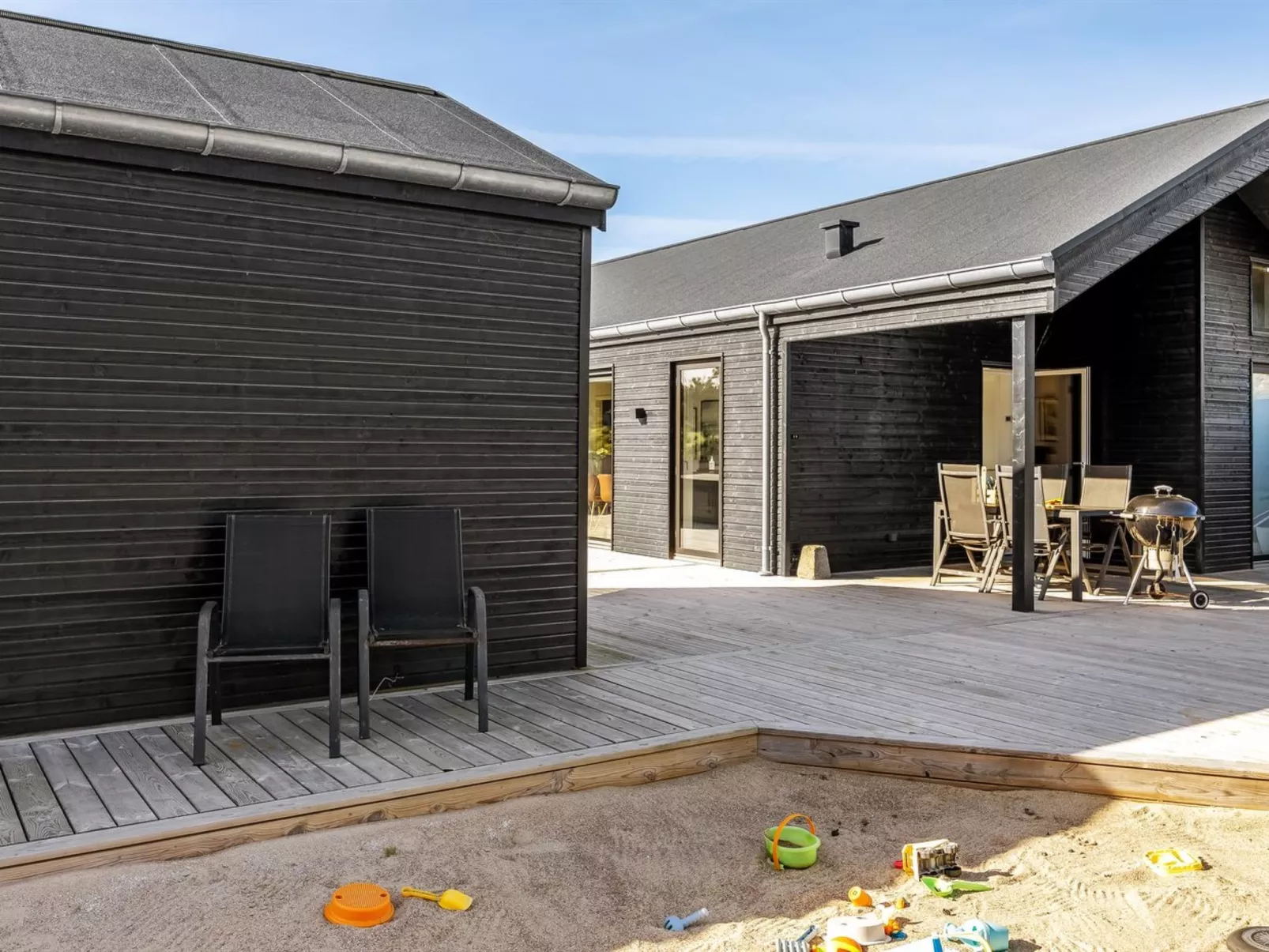 "Gudrid" - 400m from the sea-Outside