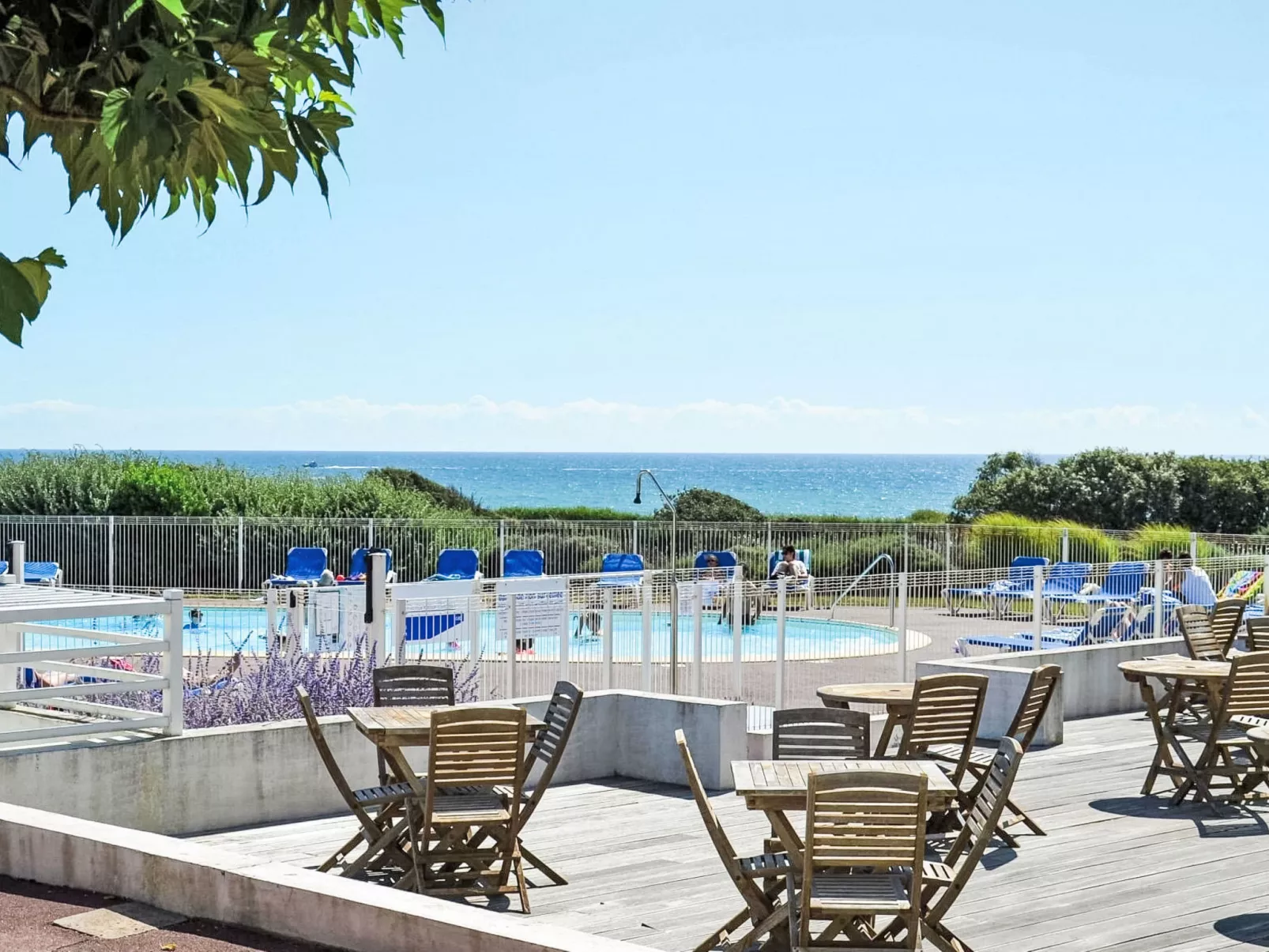 Garden and Sea- Appt T2 moderne, vue mer - Drinnen