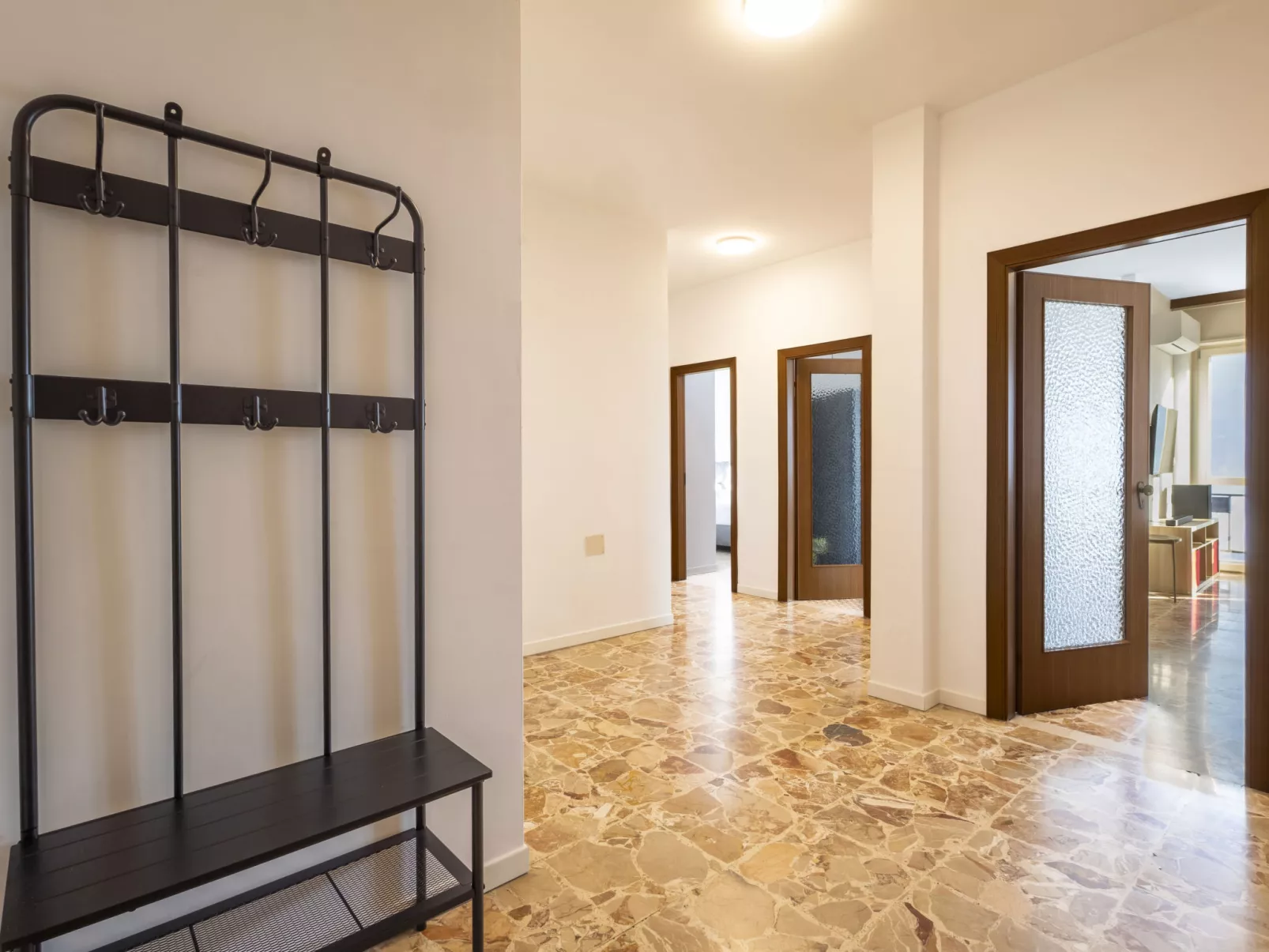 Lovere Balcony View - Dedans