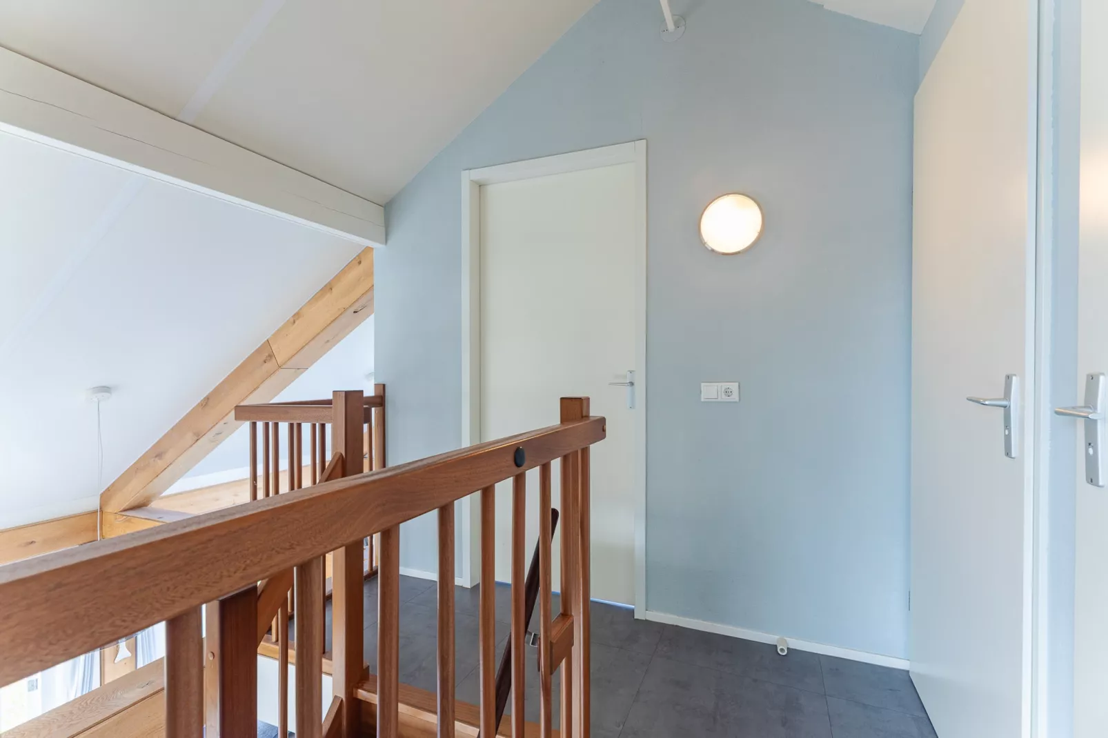 Zonnedorp 7 De Meerpaal in Renesse | Comfortable holiday house close to the beach - Landing