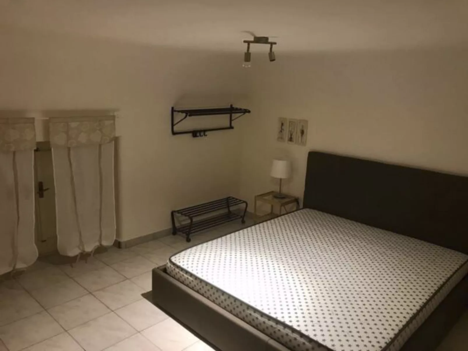 Alley's Haus - Image-tags.info