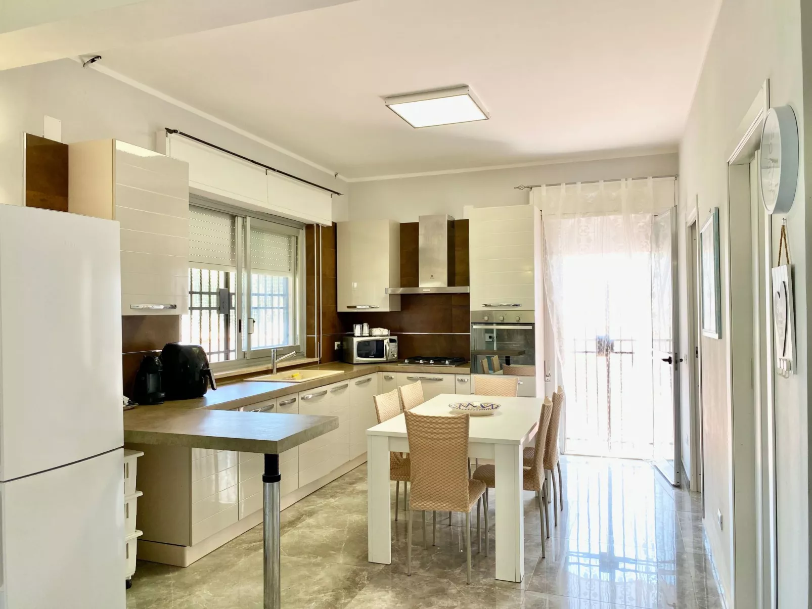 Villa Grace, Strand 200 m entfernt - Image-tags.info