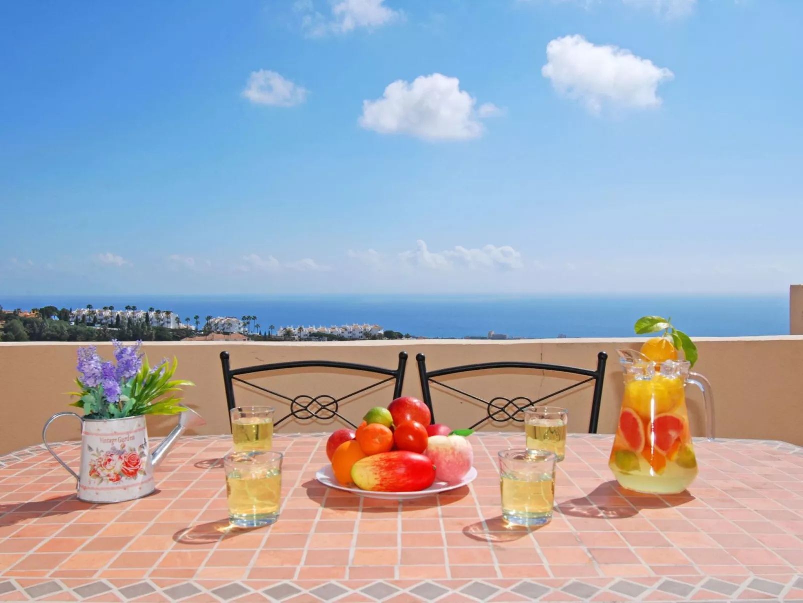 Penthouse, Jacuzzi, Meerblick, BBQ,wifi, AC - Dehors