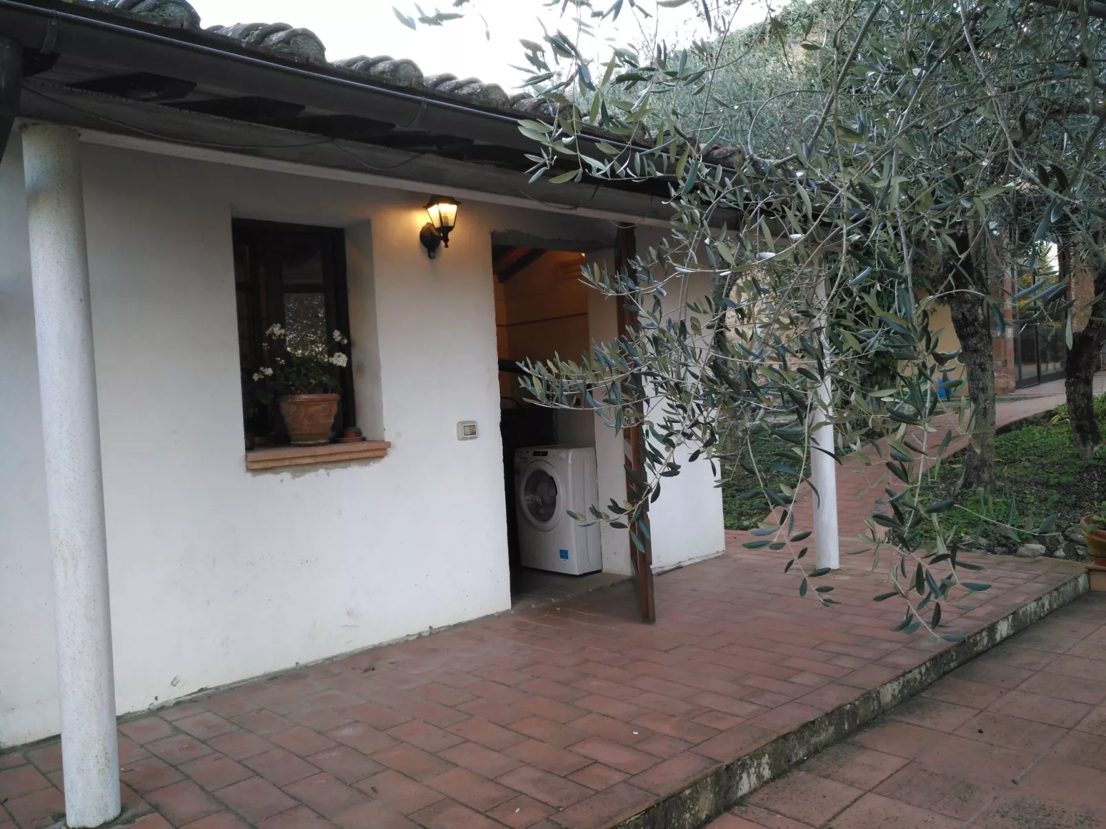 Wohnung auf dem Lande, 3 km vom Zentrum von Siena entfernt - Outside