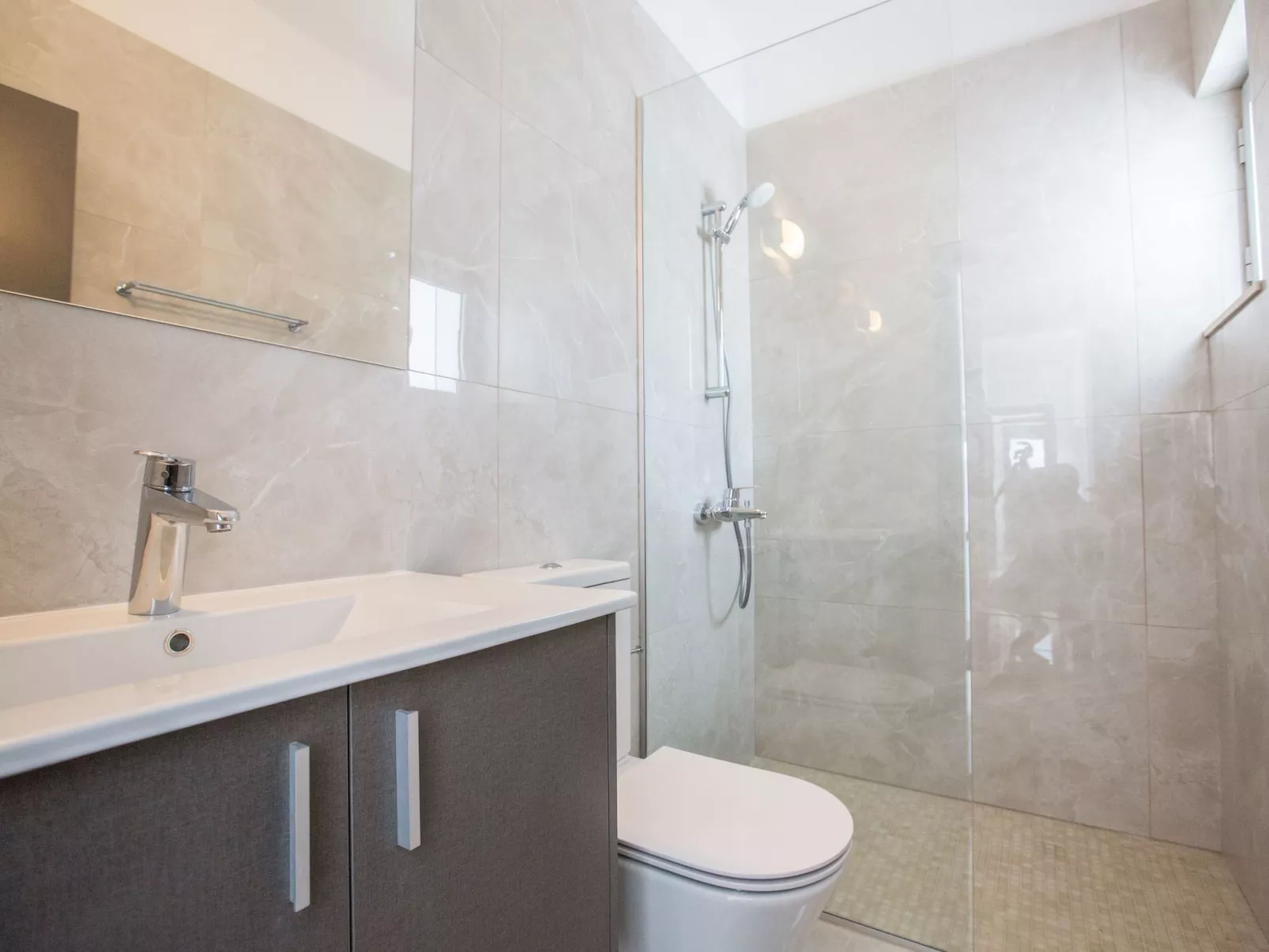 3-Schlafzimmer-Villa mit privatem Pool im Zentrum - Image-tags.info