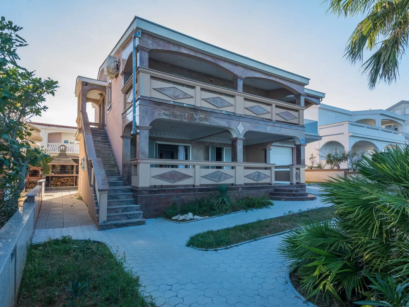 Apartment Weiss 1 - Image-tags.info